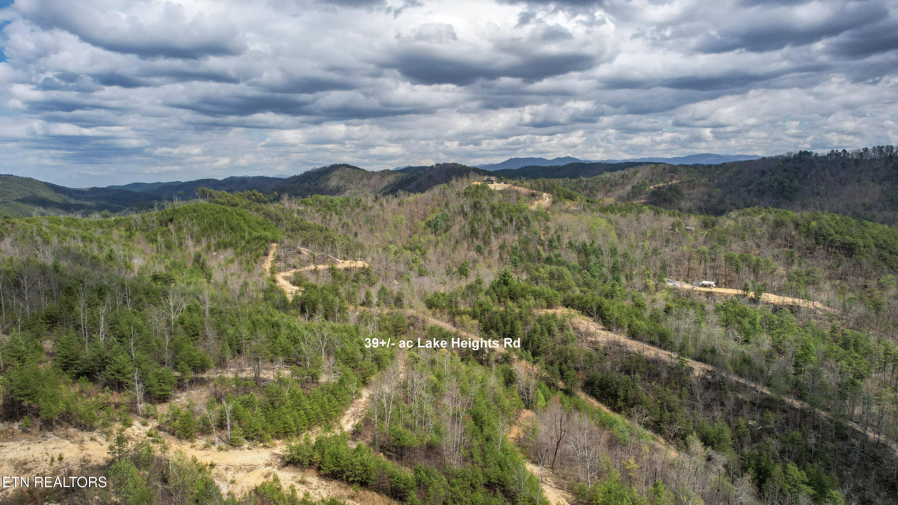 39.02 Ac Lake Heights Road Tellico Plains TN 37385