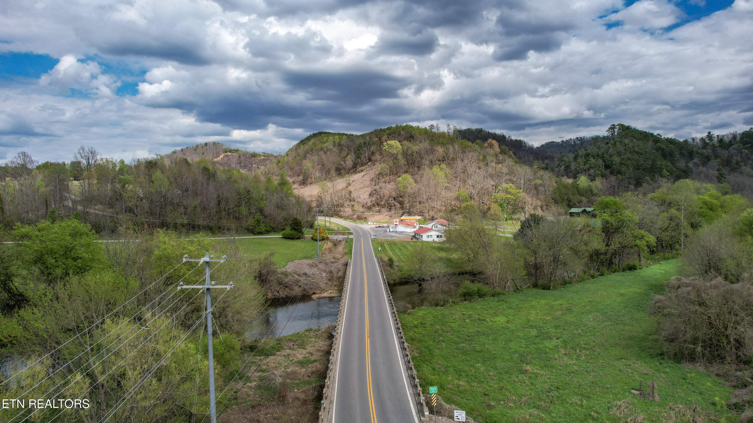 39.02 Ac Lake Heights Road Tellico Plains TN 37385