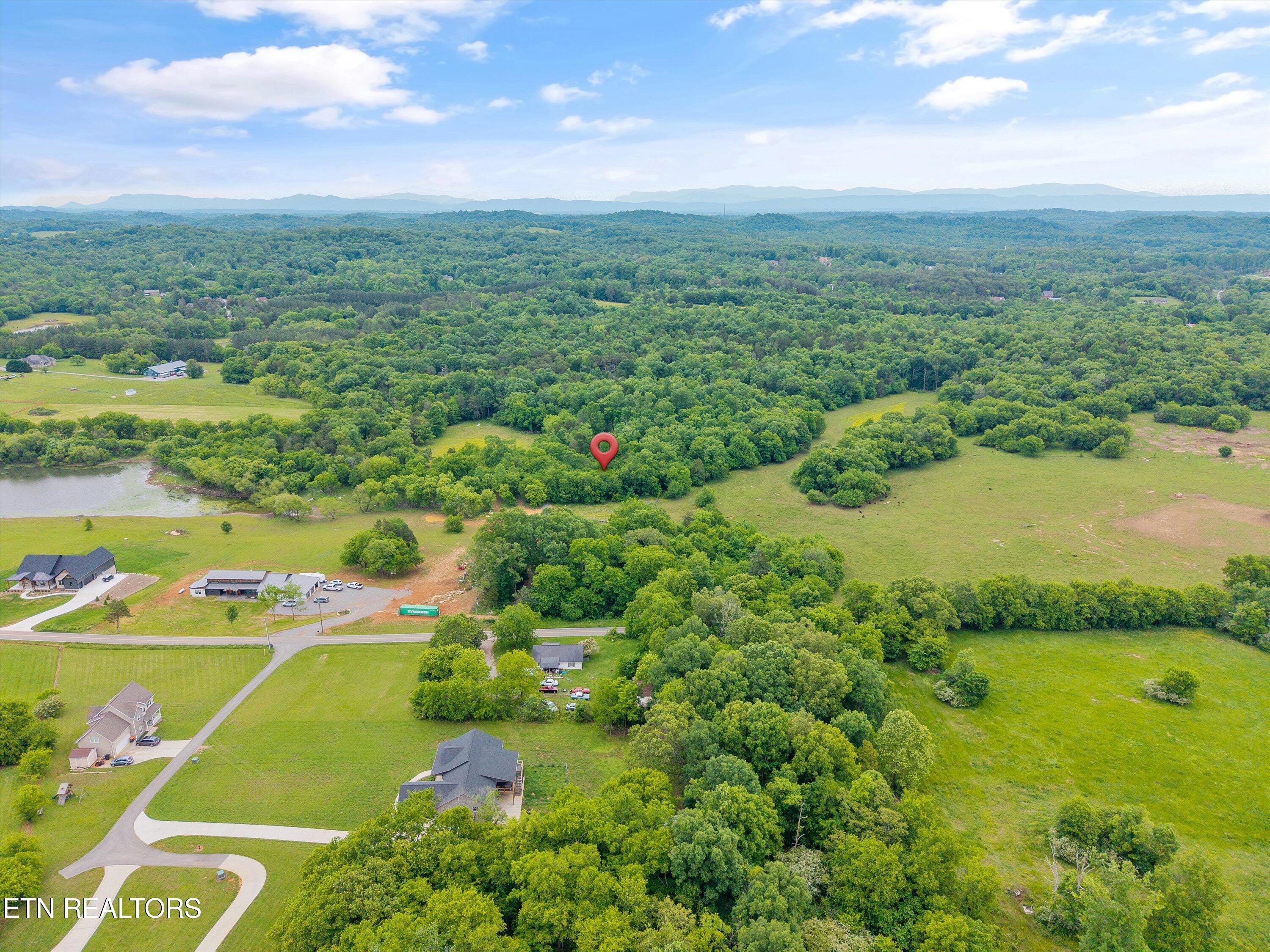 4181 Lowes Ferry Road Louisville TN 37777
