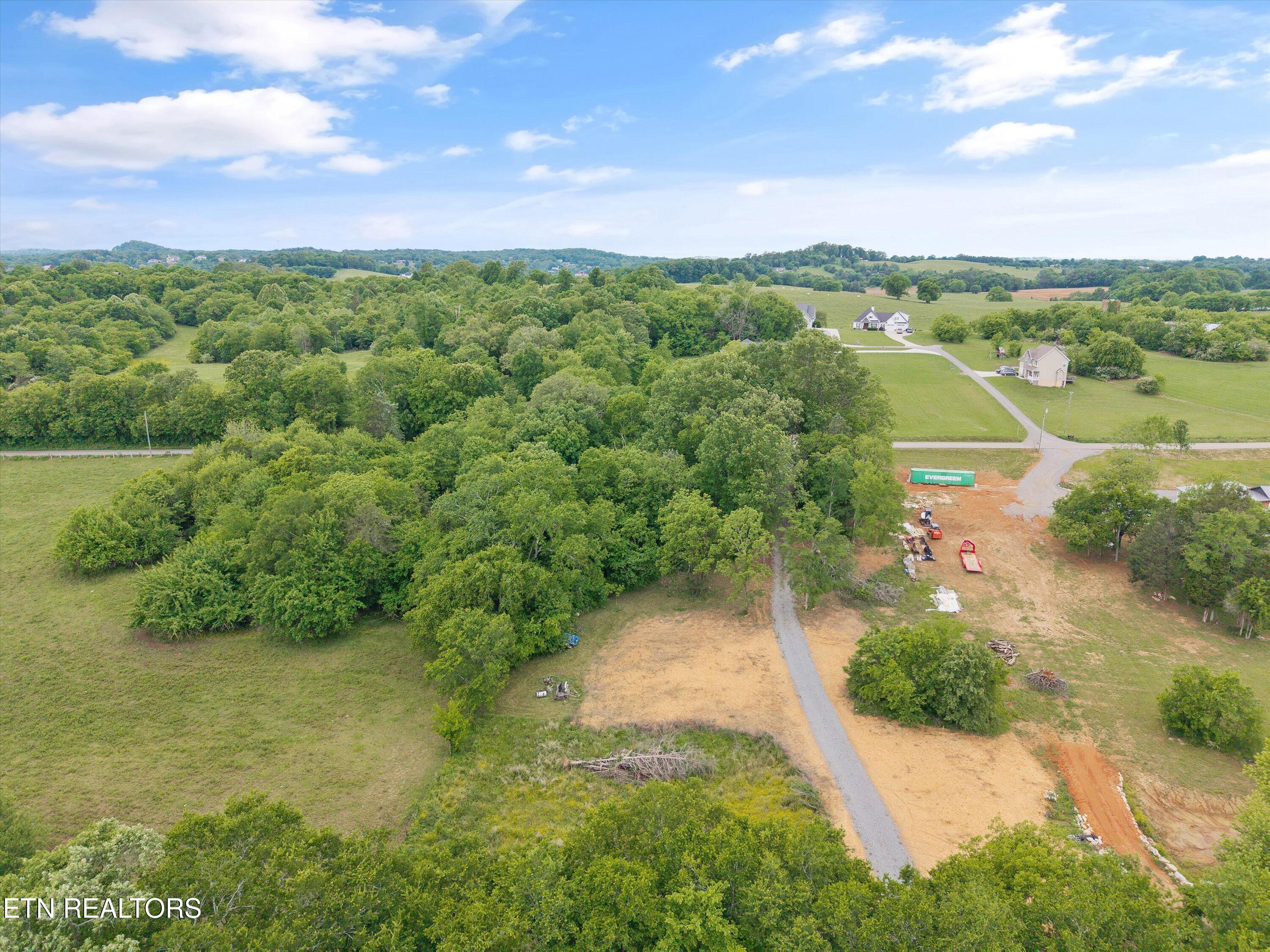 4181 Lowes Ferry Road Louisville TN 37777