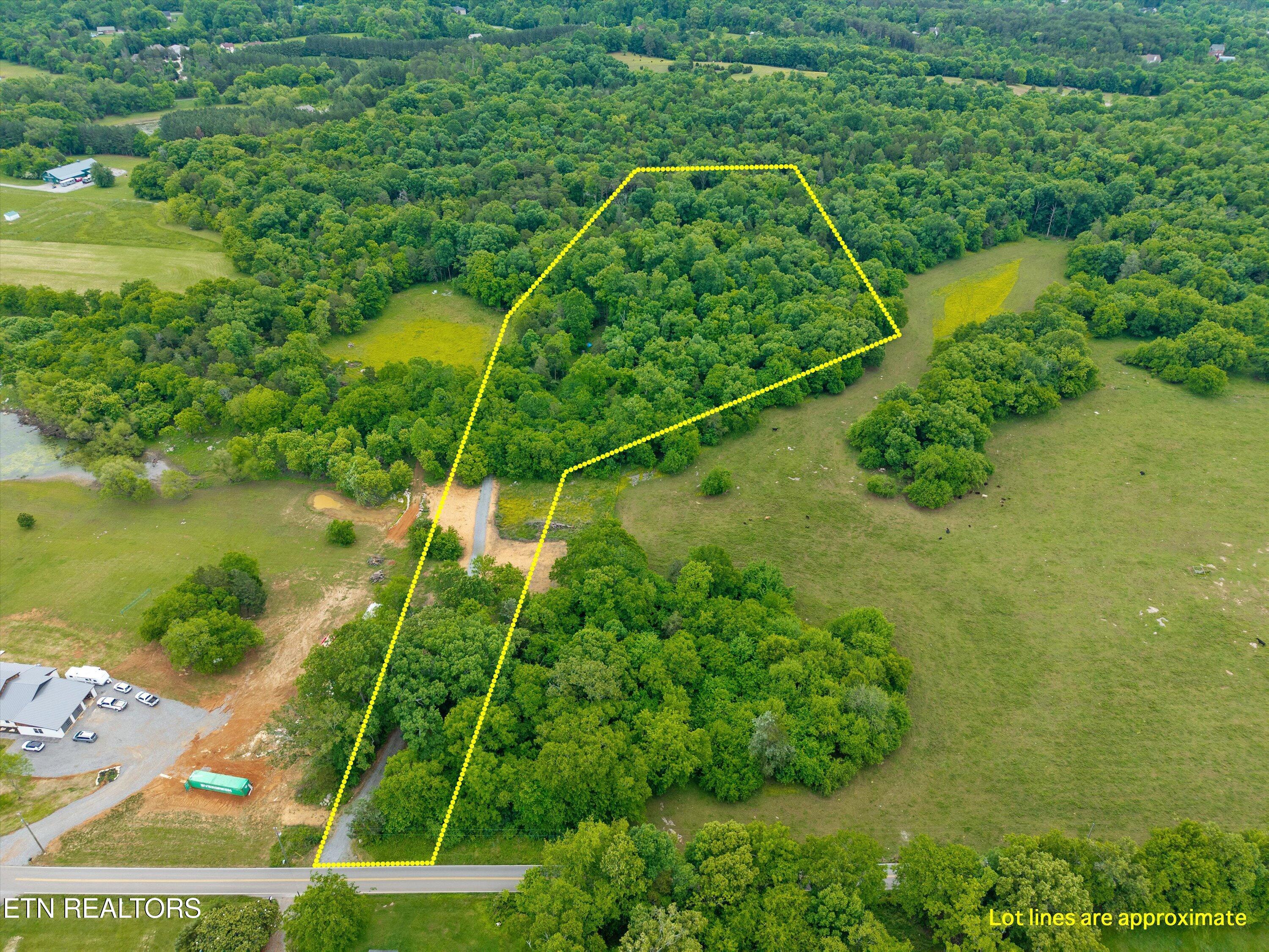4181 Lowes Ferry Road Louisville TN 37777