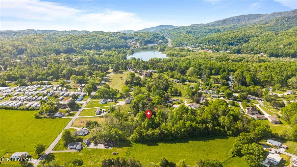 Park Road Caryville TN 37714