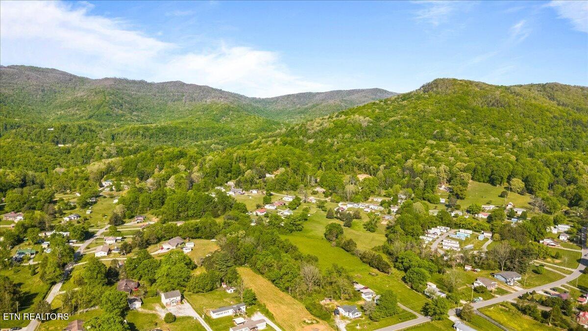 Park Road Caryville TN 37714
