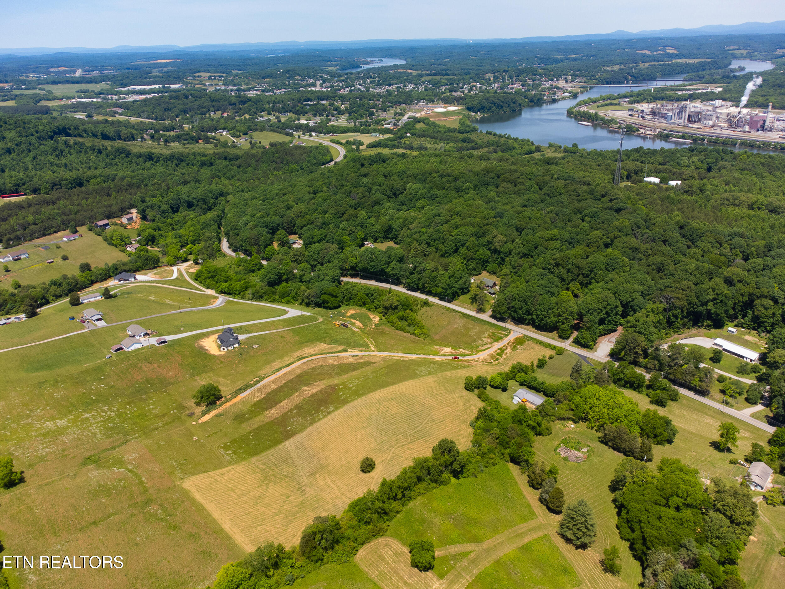 4600 Vonore Road Loudon TN 37774