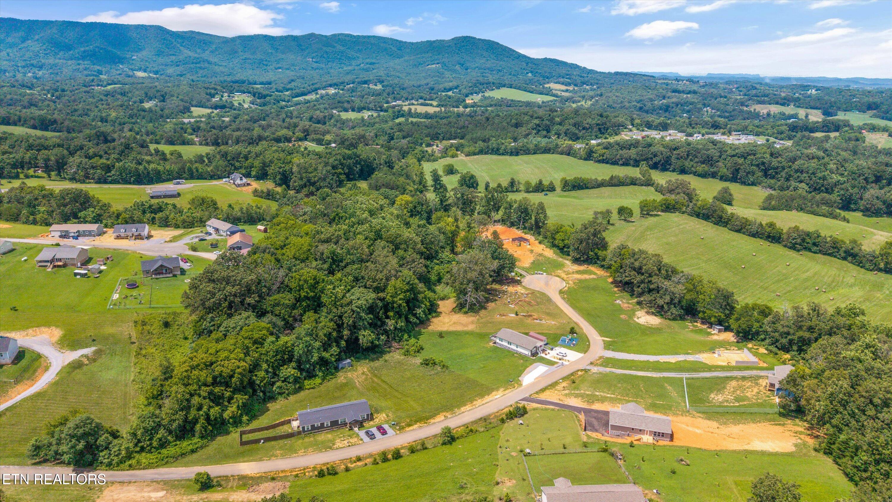 Siesta Drive Newport TN 37821