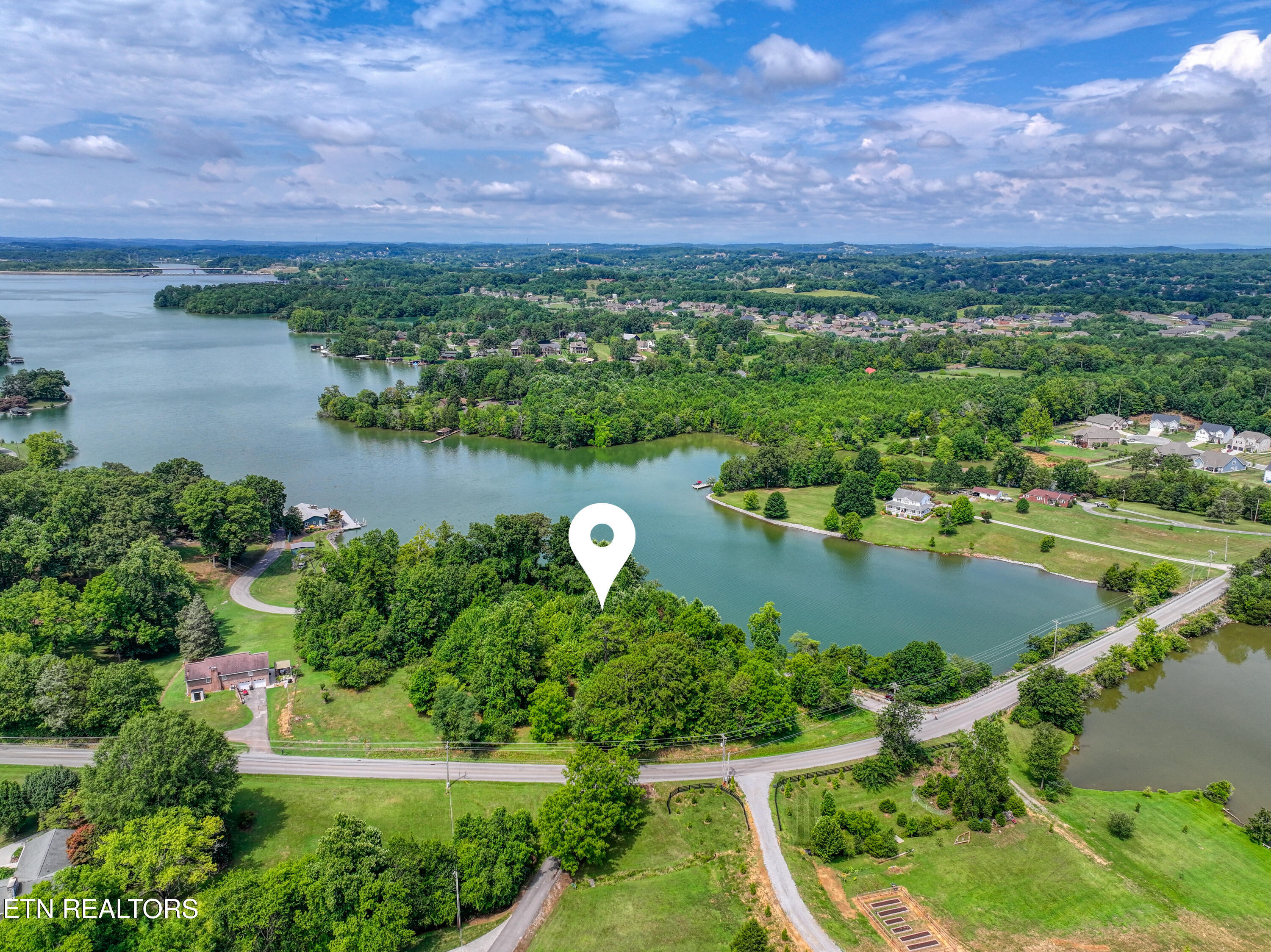 5980 Lakeside Drive Lenoir City TN 37772