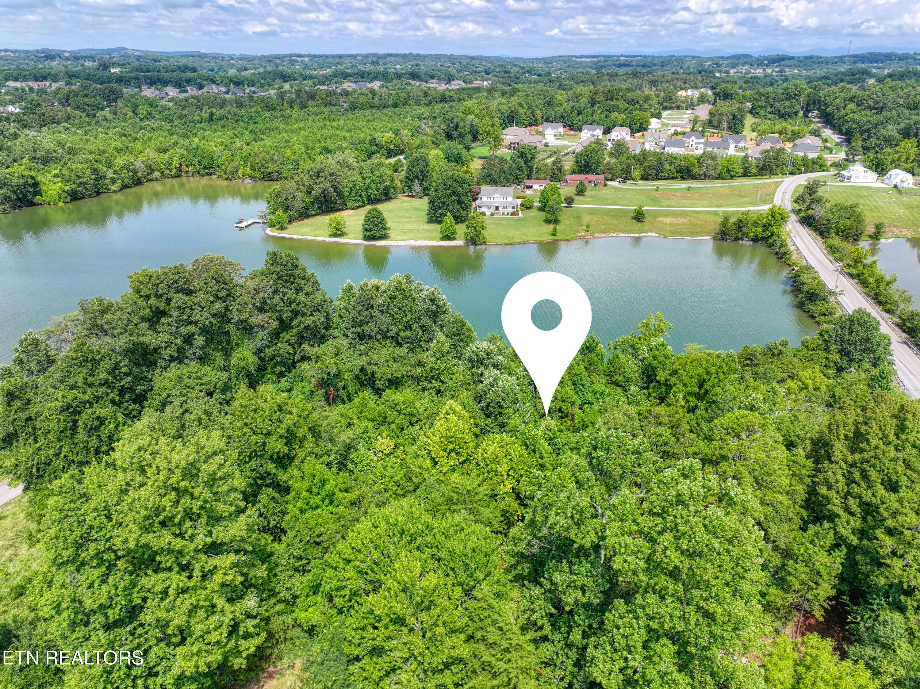 5980 Lakeside Drive Lenoir City TN 37772