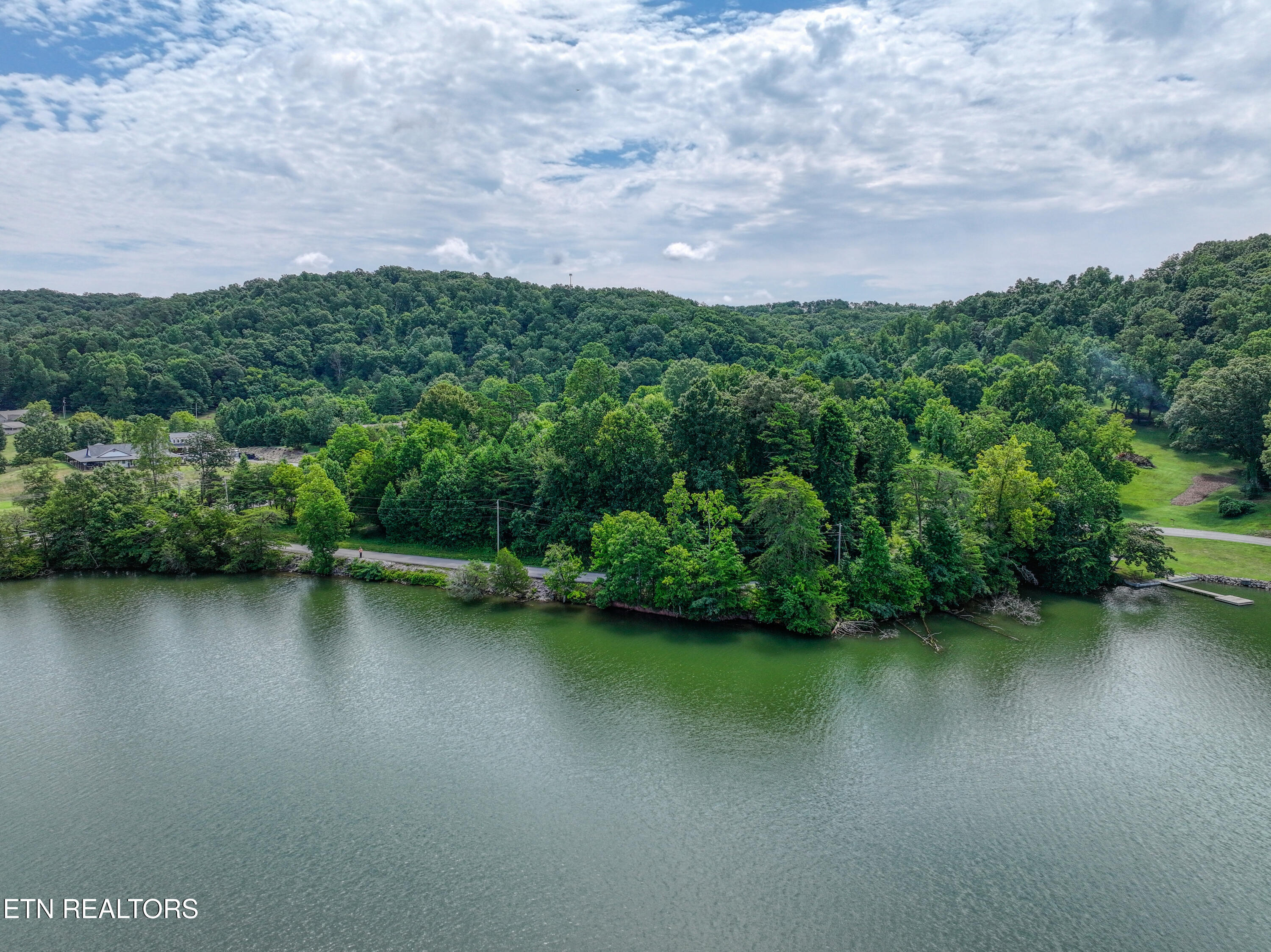 5980 Lakeside Drive Lenoir City TN 37772