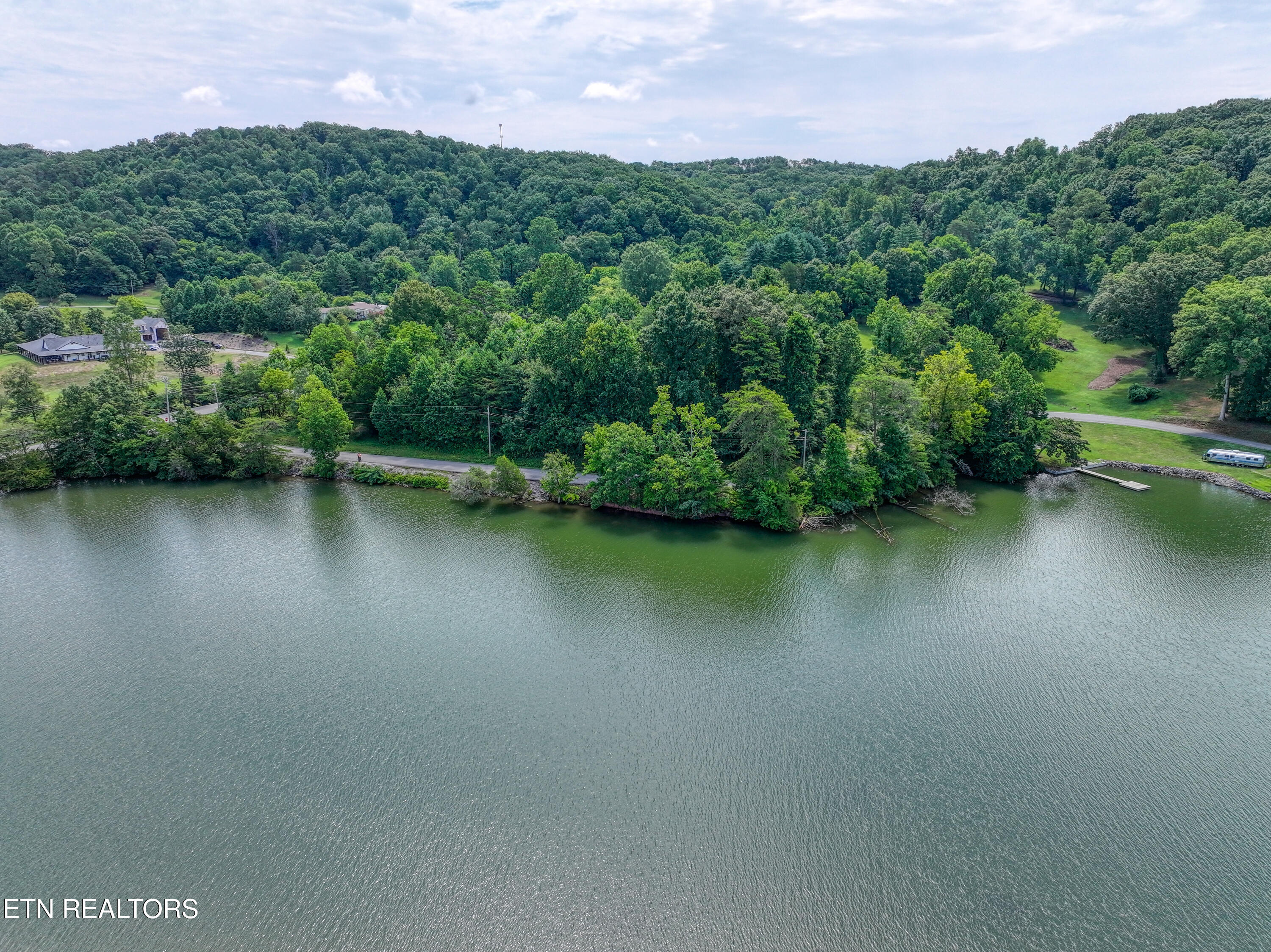 5980 Lakeside Drive Lenoir City TN 37772