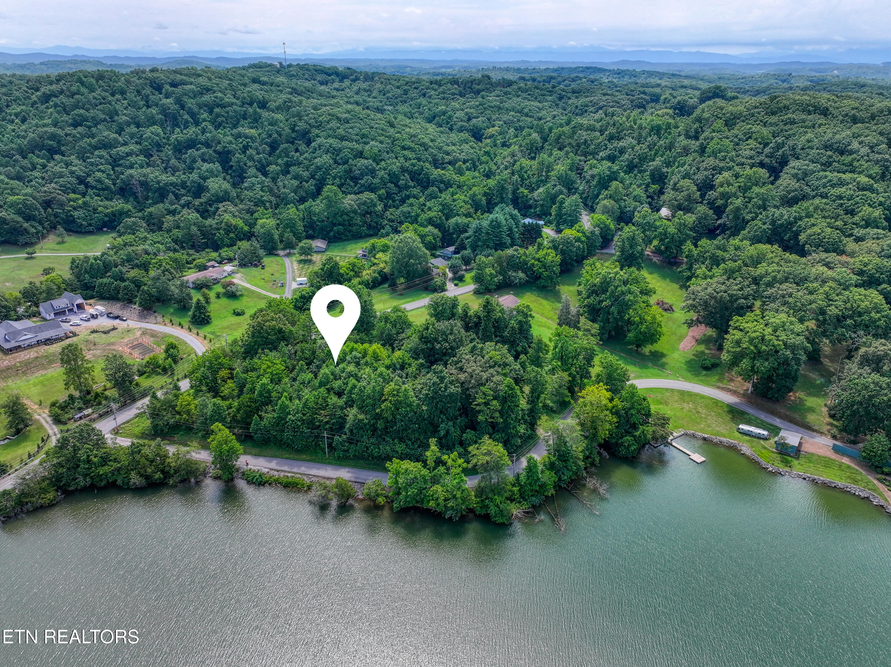 5980 Lakeside Drive Lenoir City TN 37772