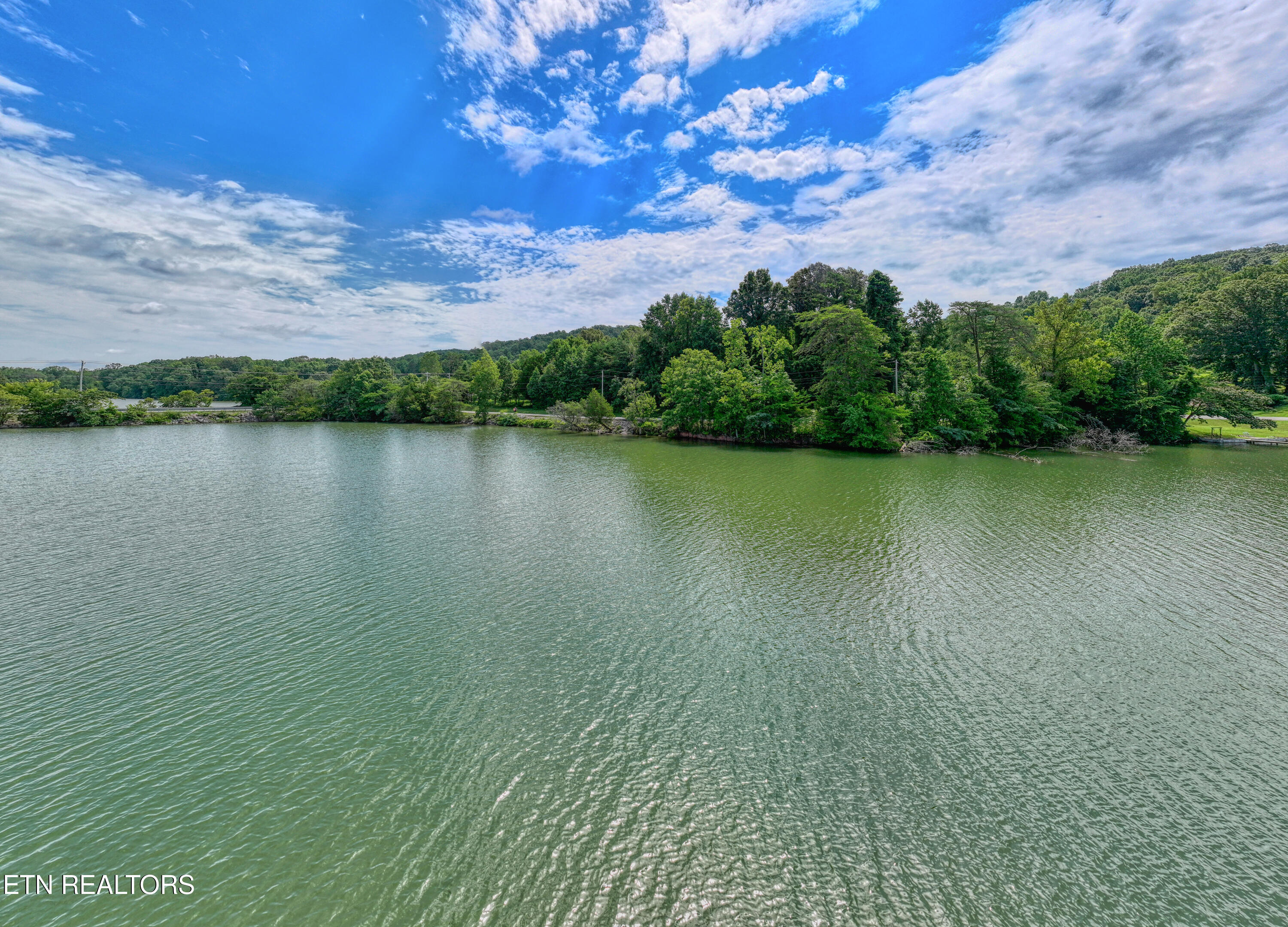 5980 Lakeside Drive Lenoir City TN 37772