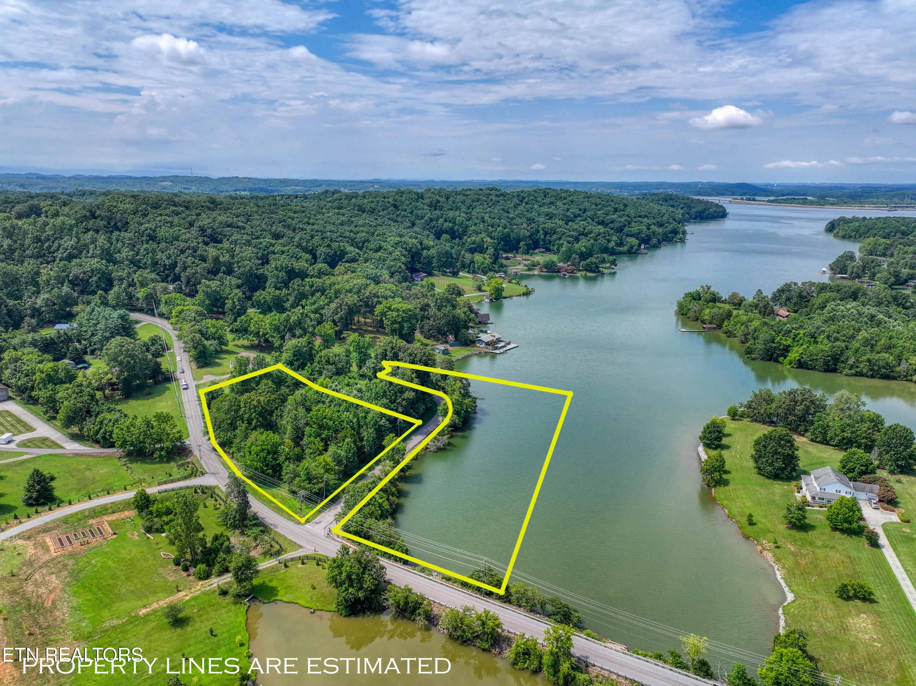 5980 Lakeside Drive Lenoir City TN 37772