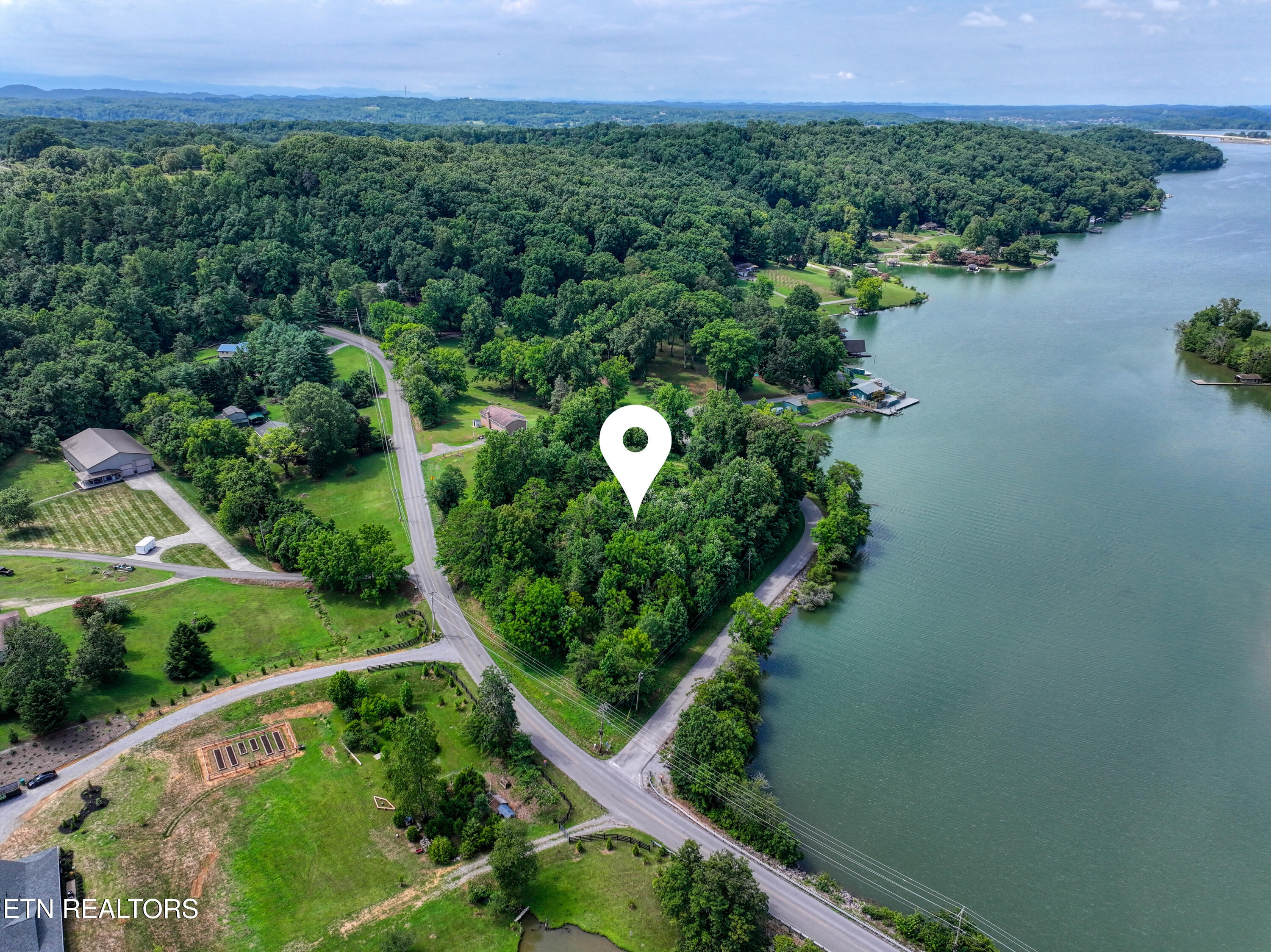 5980 Lakeside Drive Lenoir City TN 37772
