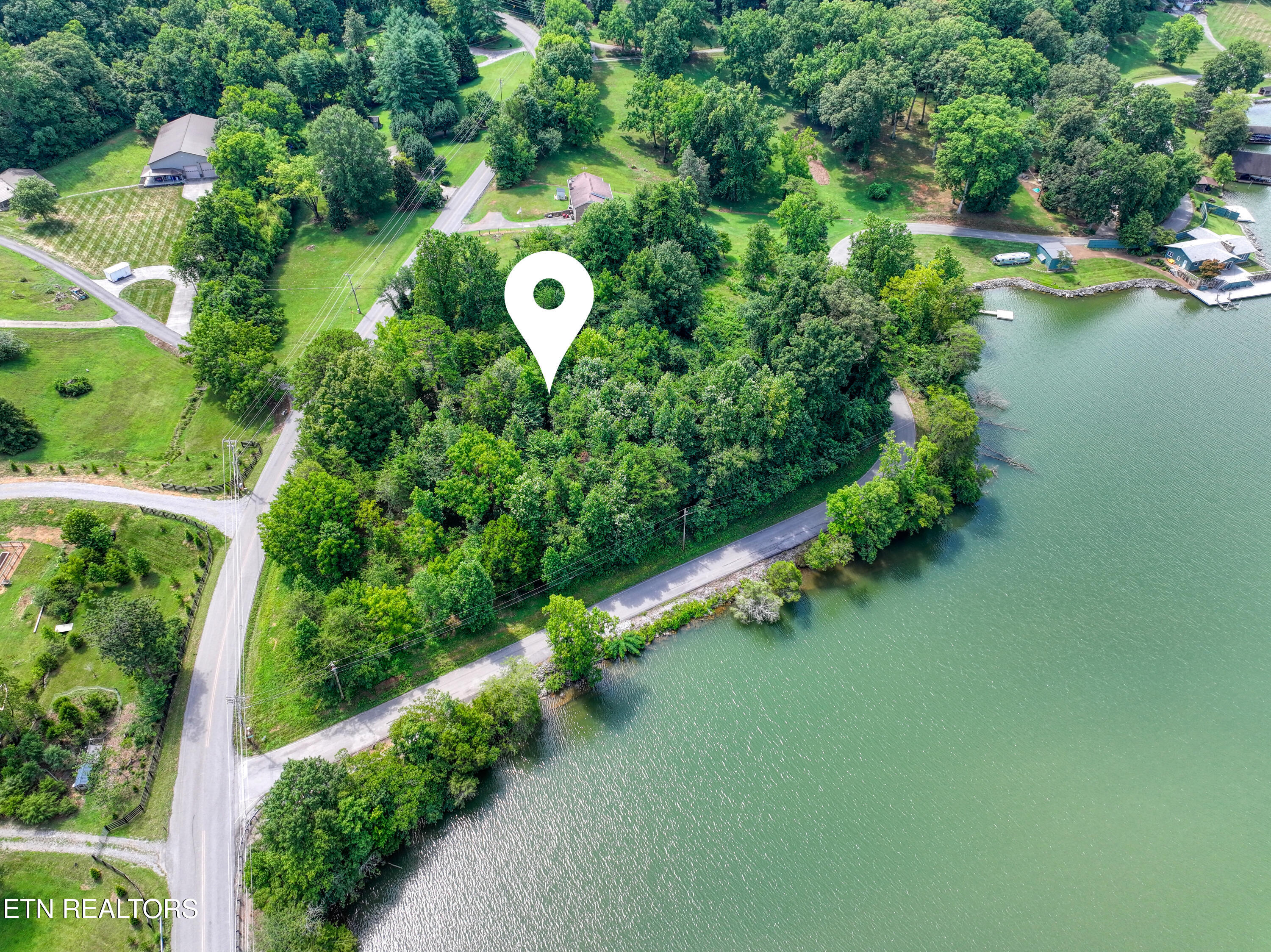 5980 Lakeside Drive Lenoir City TN 37772