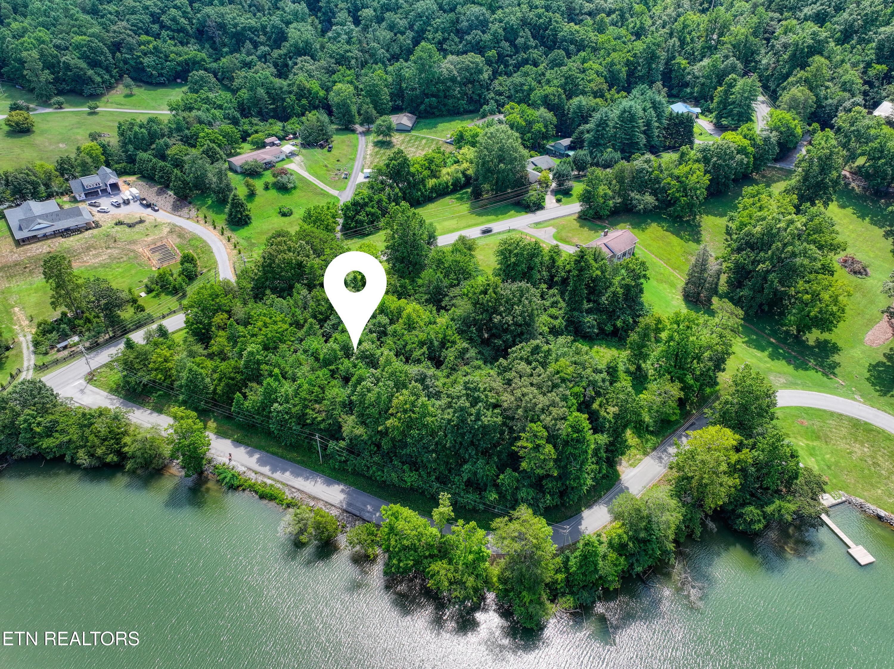 5980 Lakeside Drive Lenoir City TN 37772