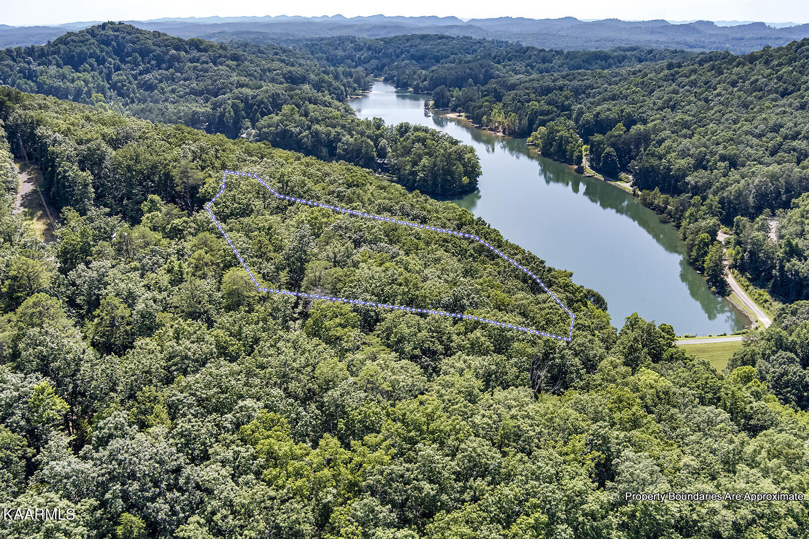 748 Laurel Lake Circle Madisonville TN 37354