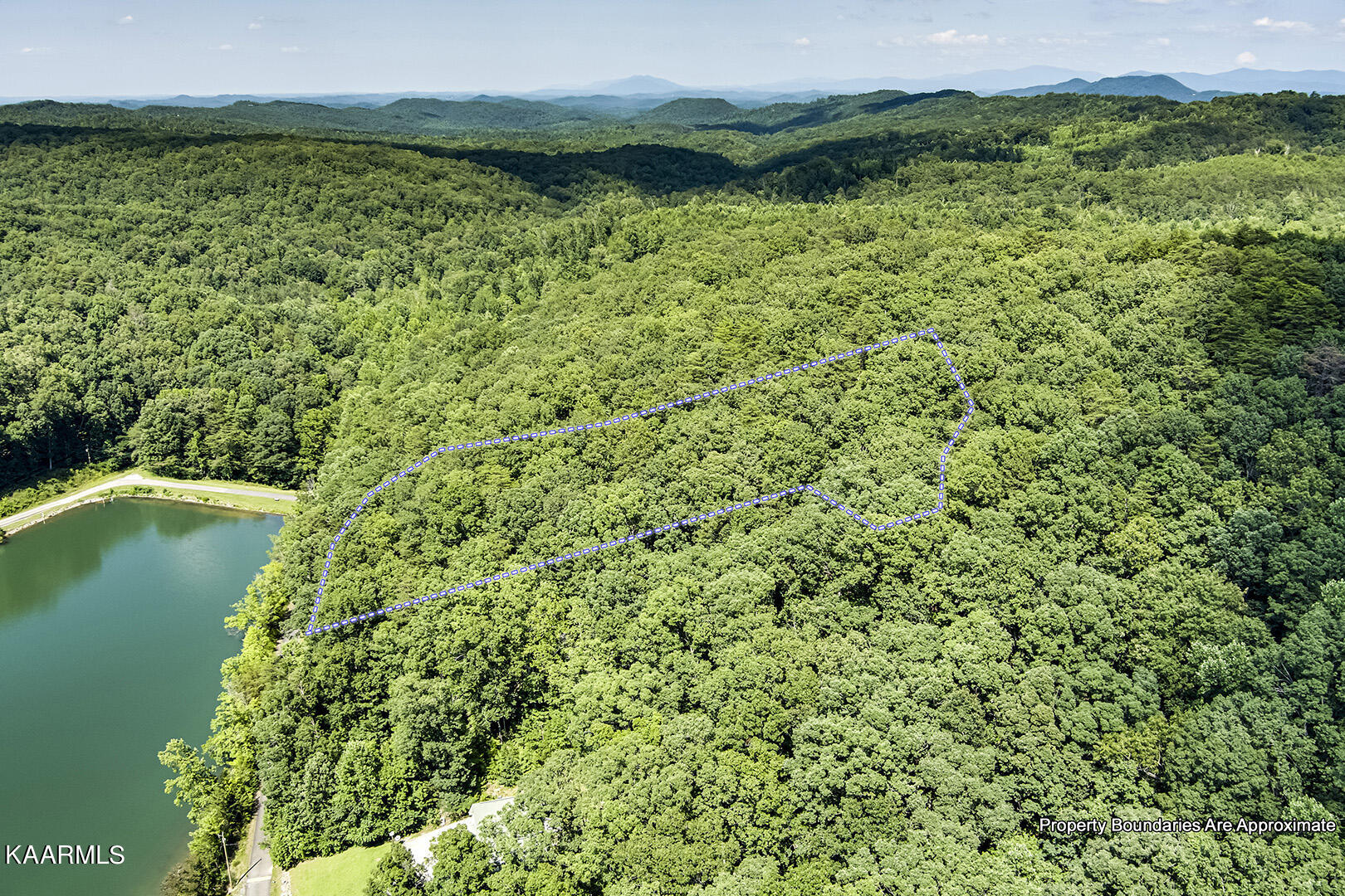 748 Laurel Lake Circle Madisonville TN 37354