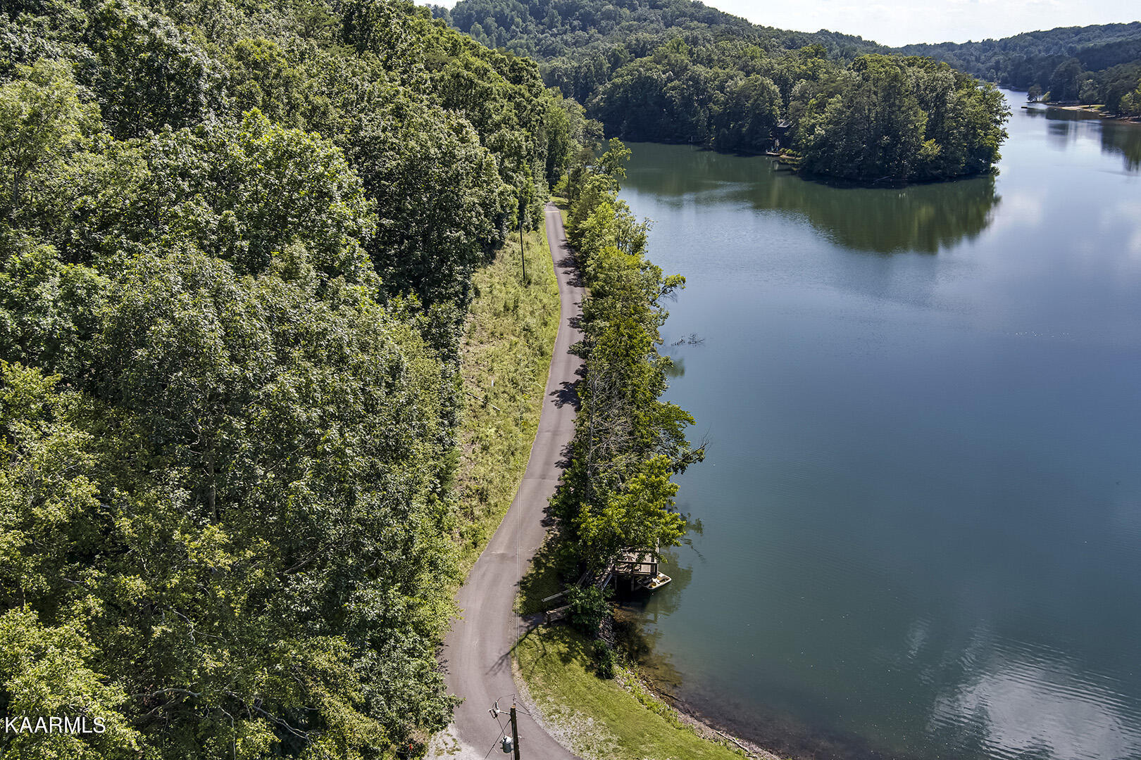 748 Laurel Lake Circle Madisonville TN 37354