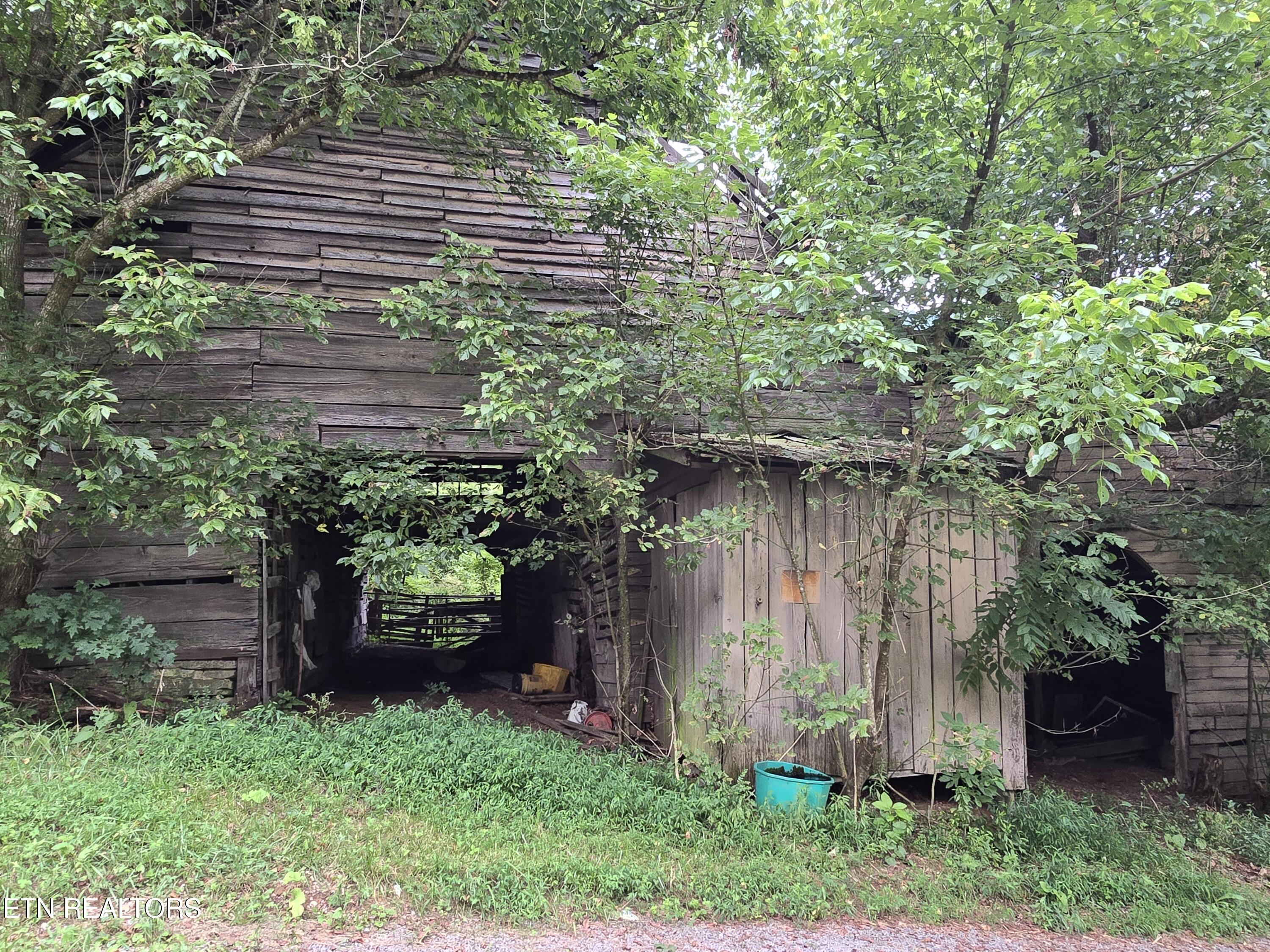 6835 Mulberry Gap Road Sneedville TN 37869