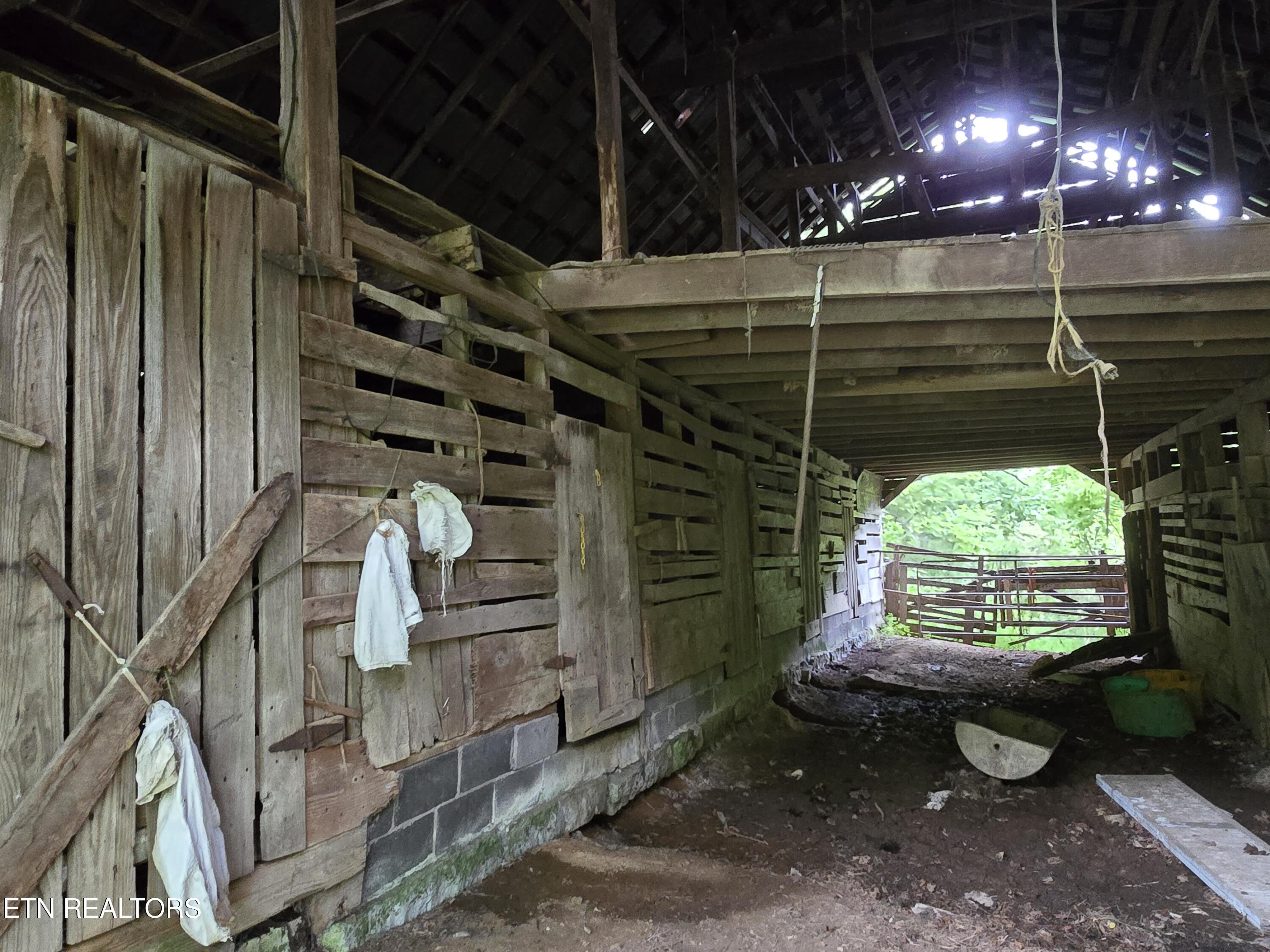 6835 Mulberry Gap Road Sneedville TN 37869