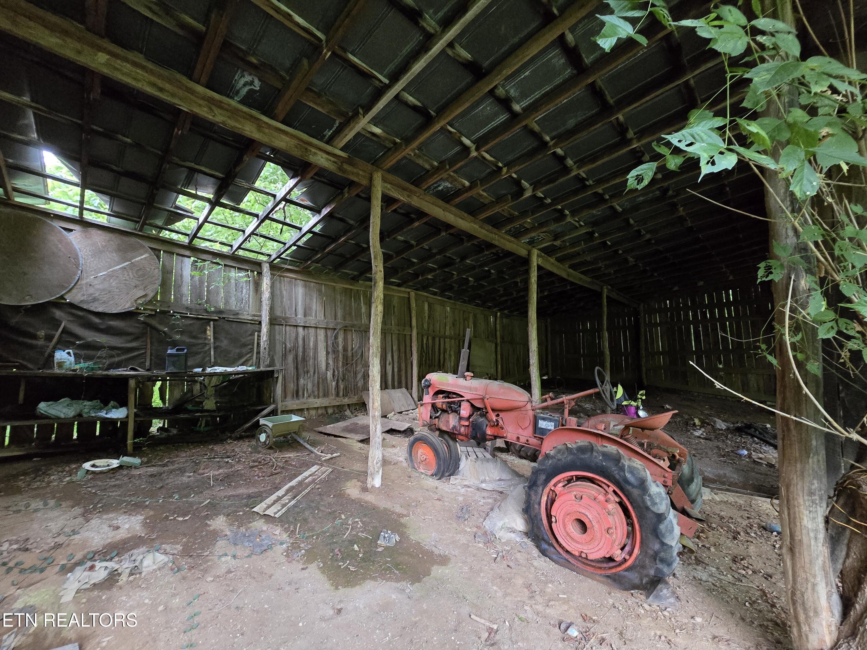 6835 Mulberry Gap Road Sneedville TN 37869