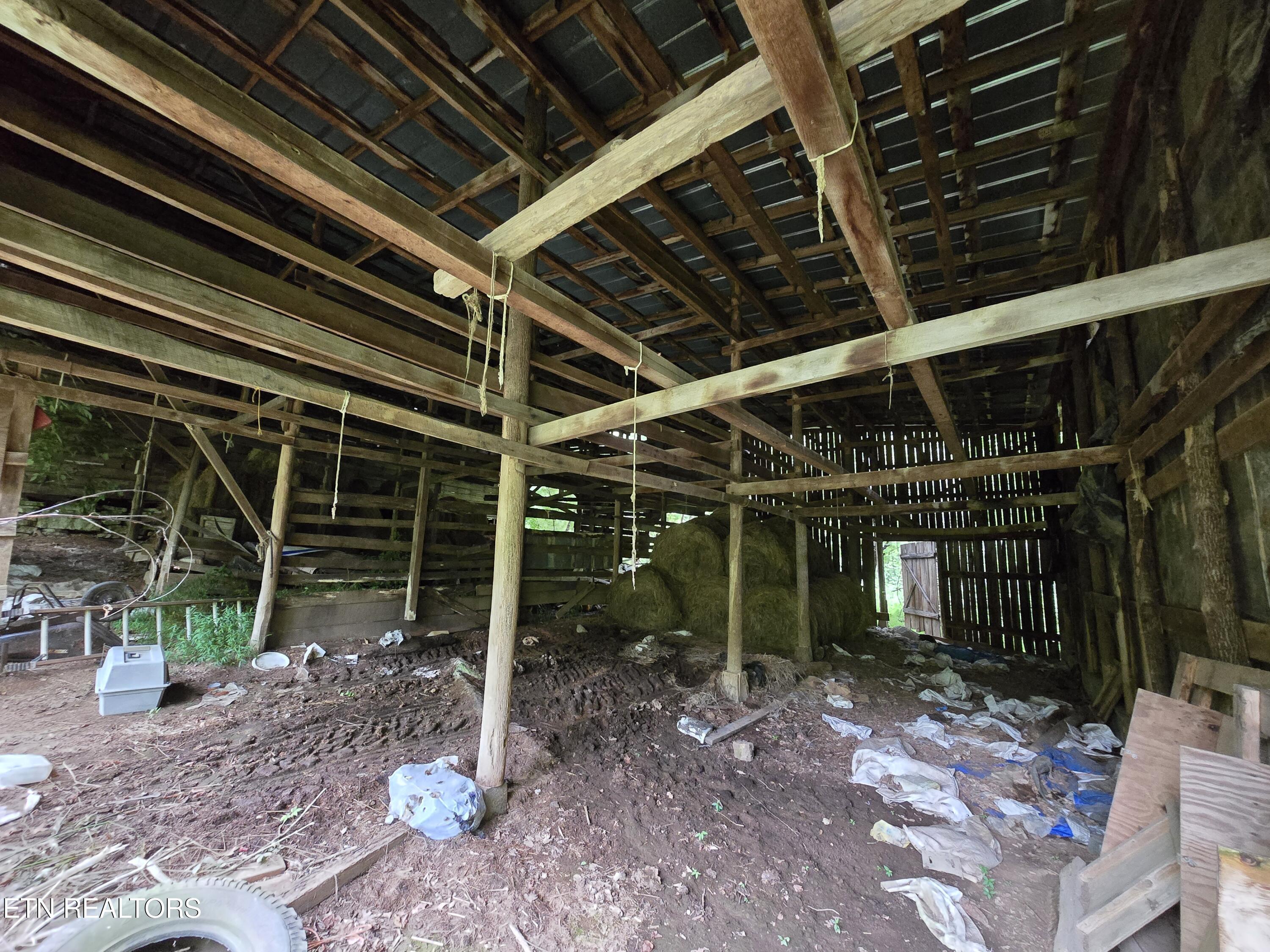 6835 Mulberry Gap Road Sneedville TN 37869