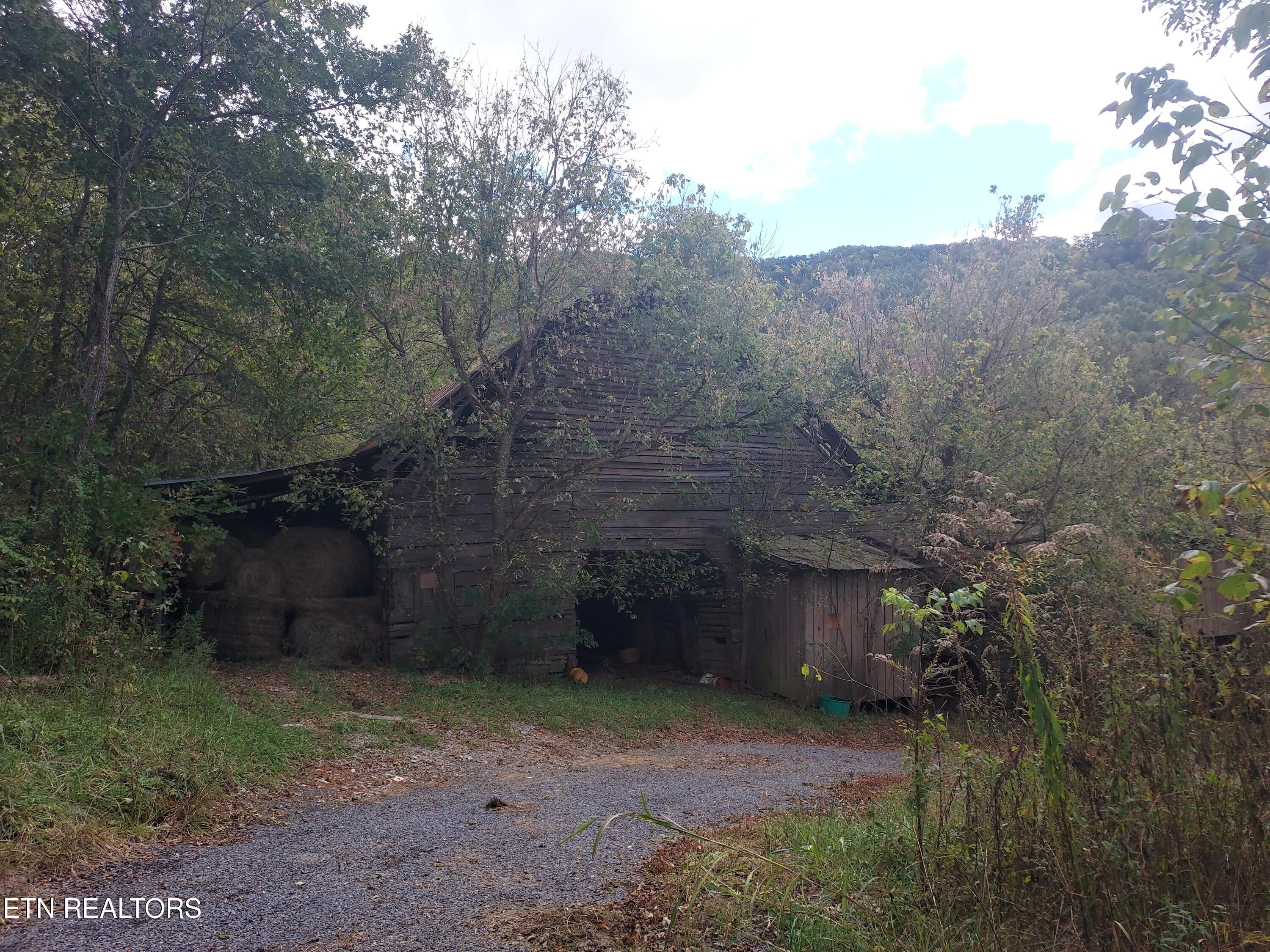 6835 Mulberry Gap Road Sneedville TN 37869
