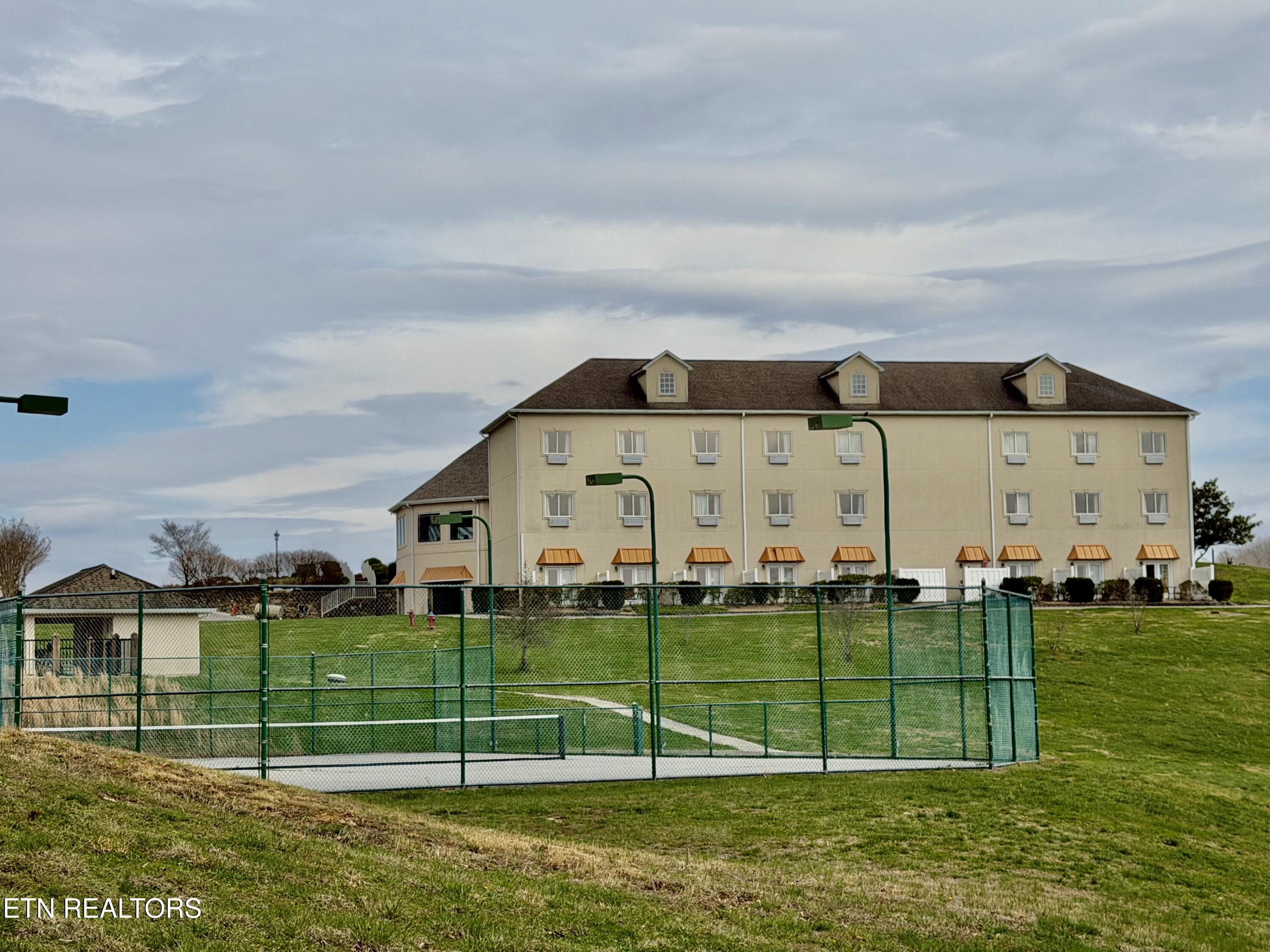 Par Place Tazewell TN 37879