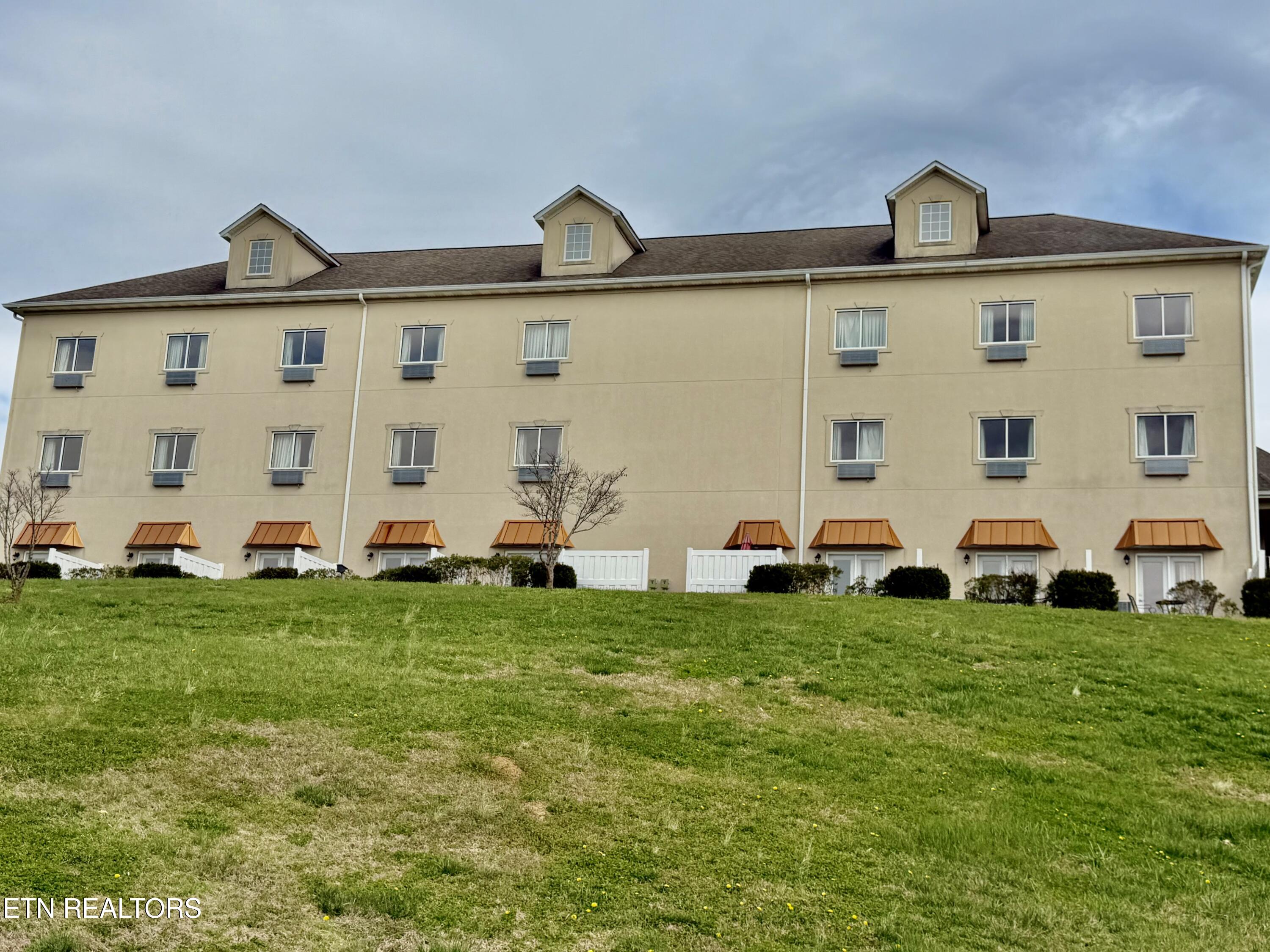 Par Place Tazewell TN 37879