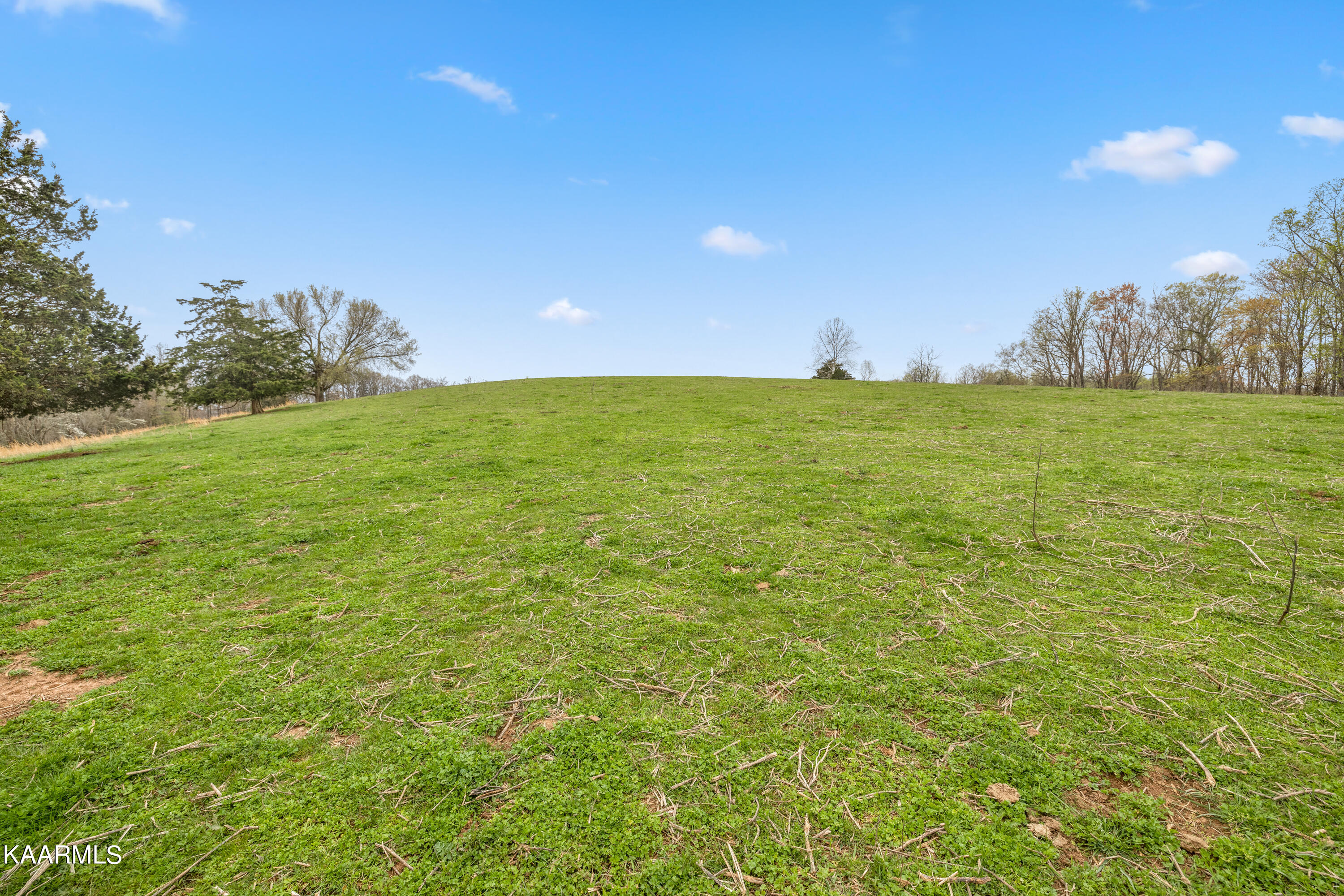 Country Oaks Lane Lafollette TN 37766