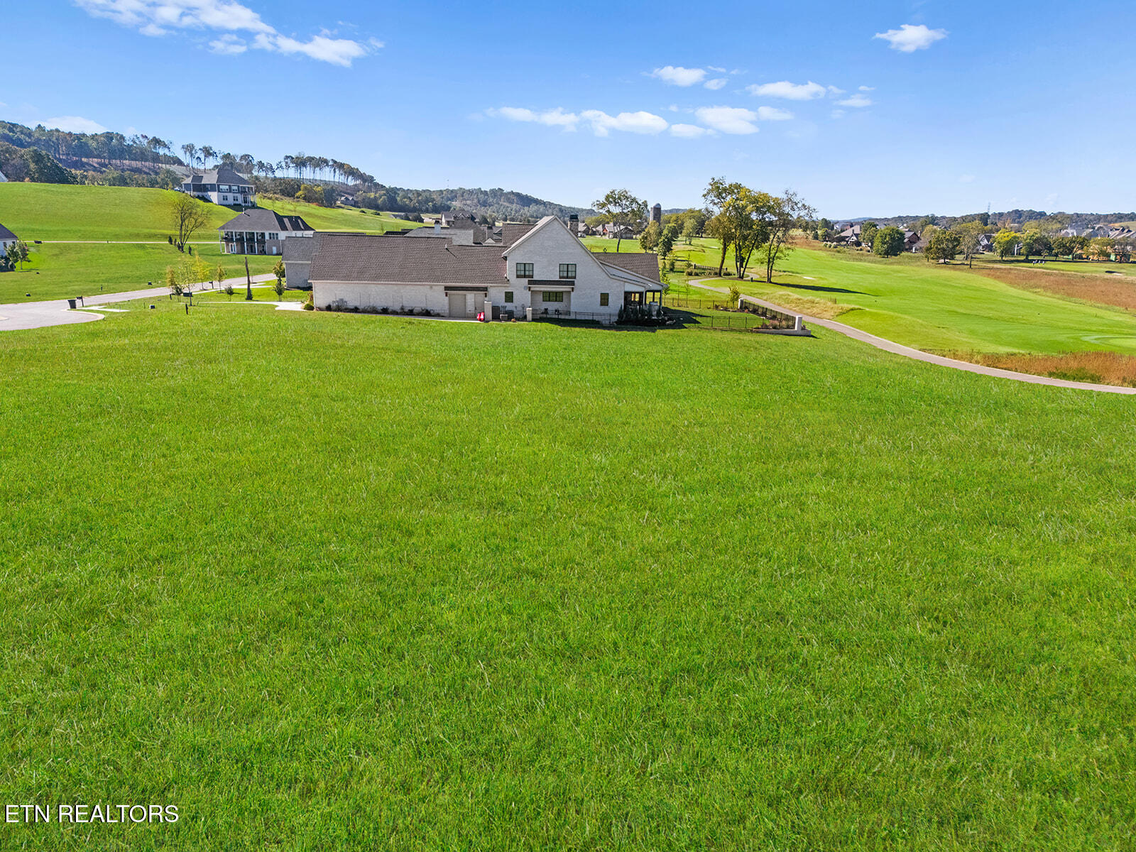 5319 Old Club Road Loudon TN 37774