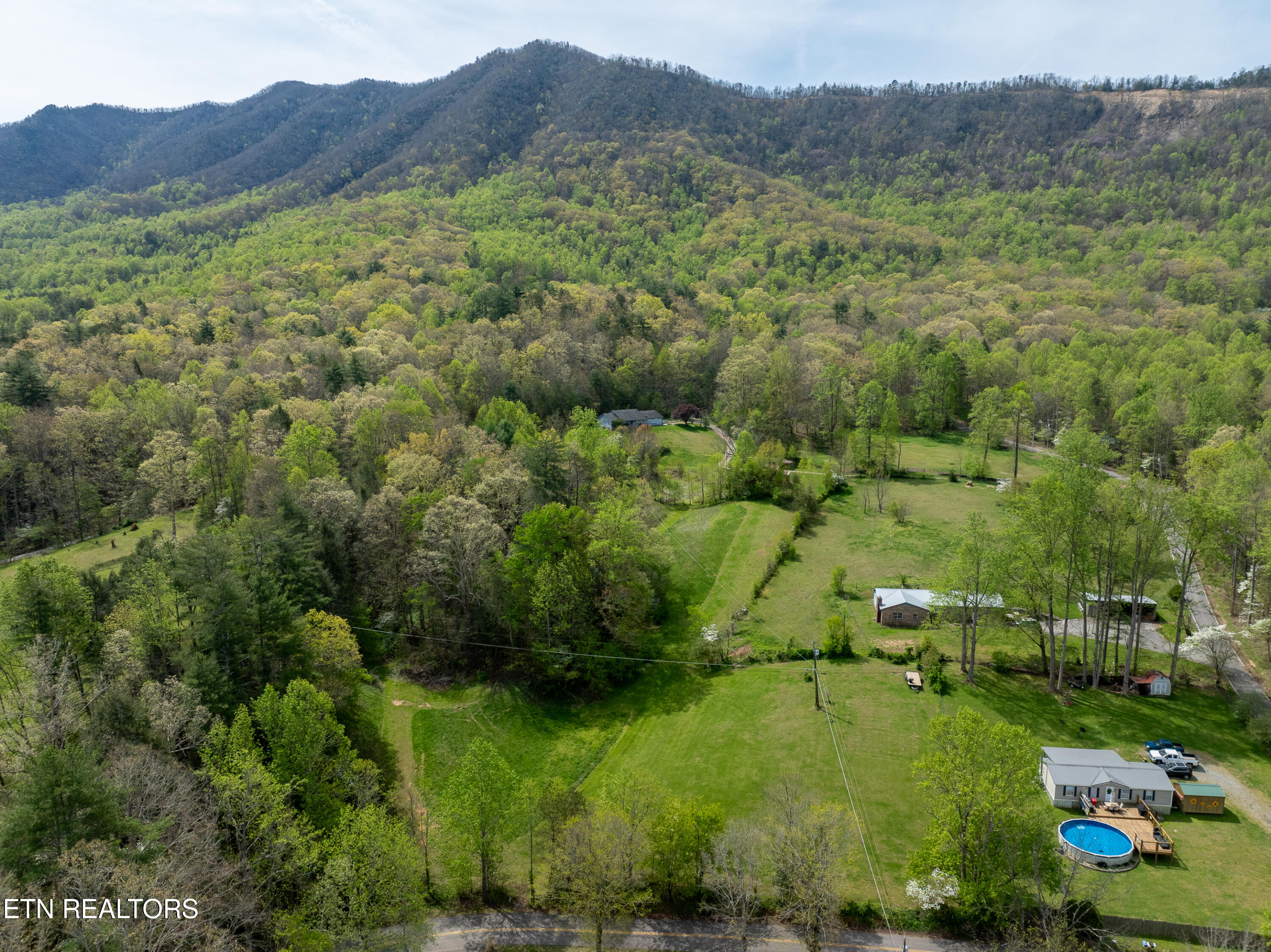Dry Valley Road Townsend TN 37882