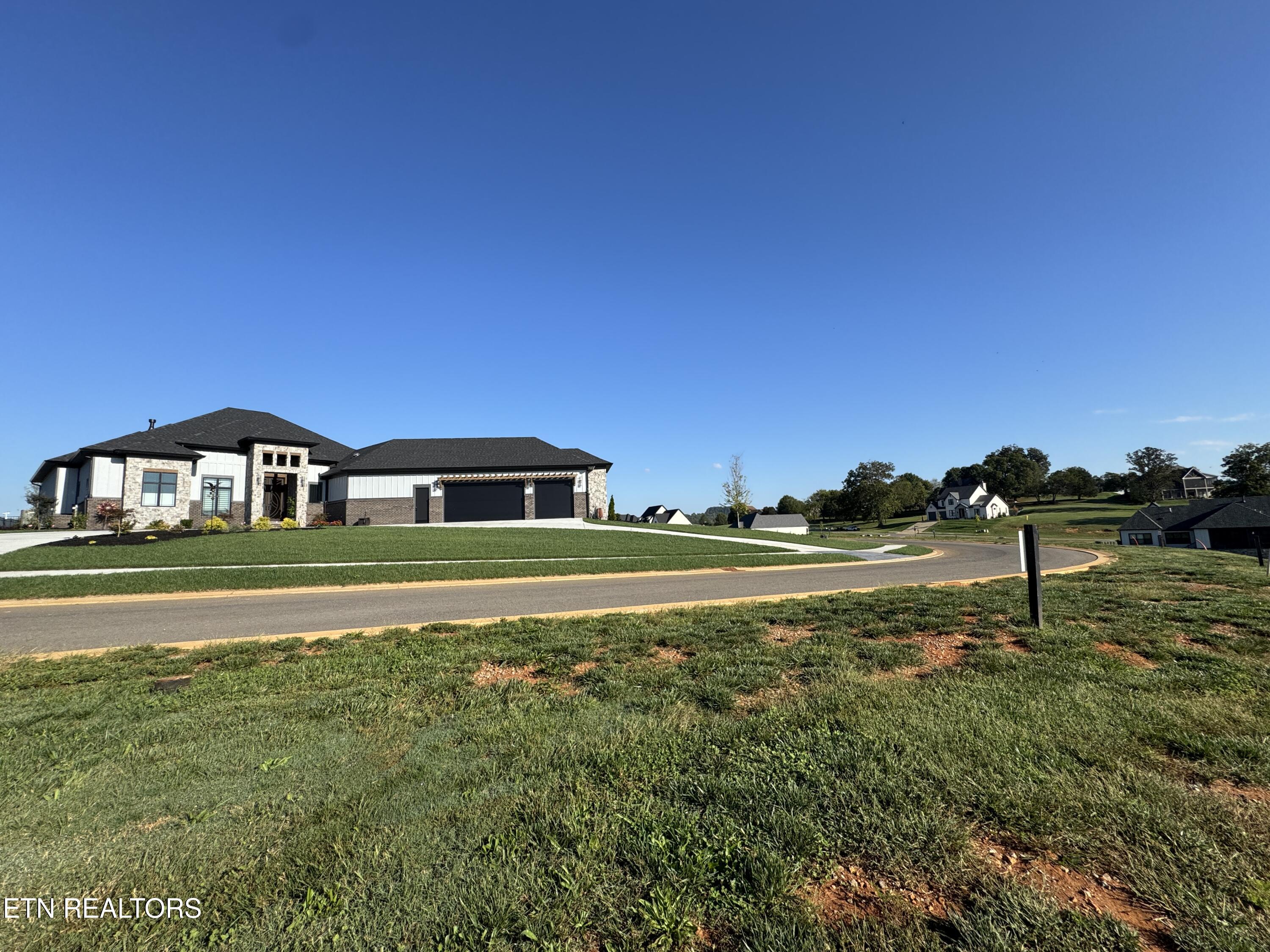 417 Ladybug Lane Loudon TN 37774