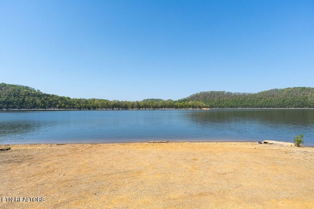 94 Austin Bottom Road Baxter TN 38544