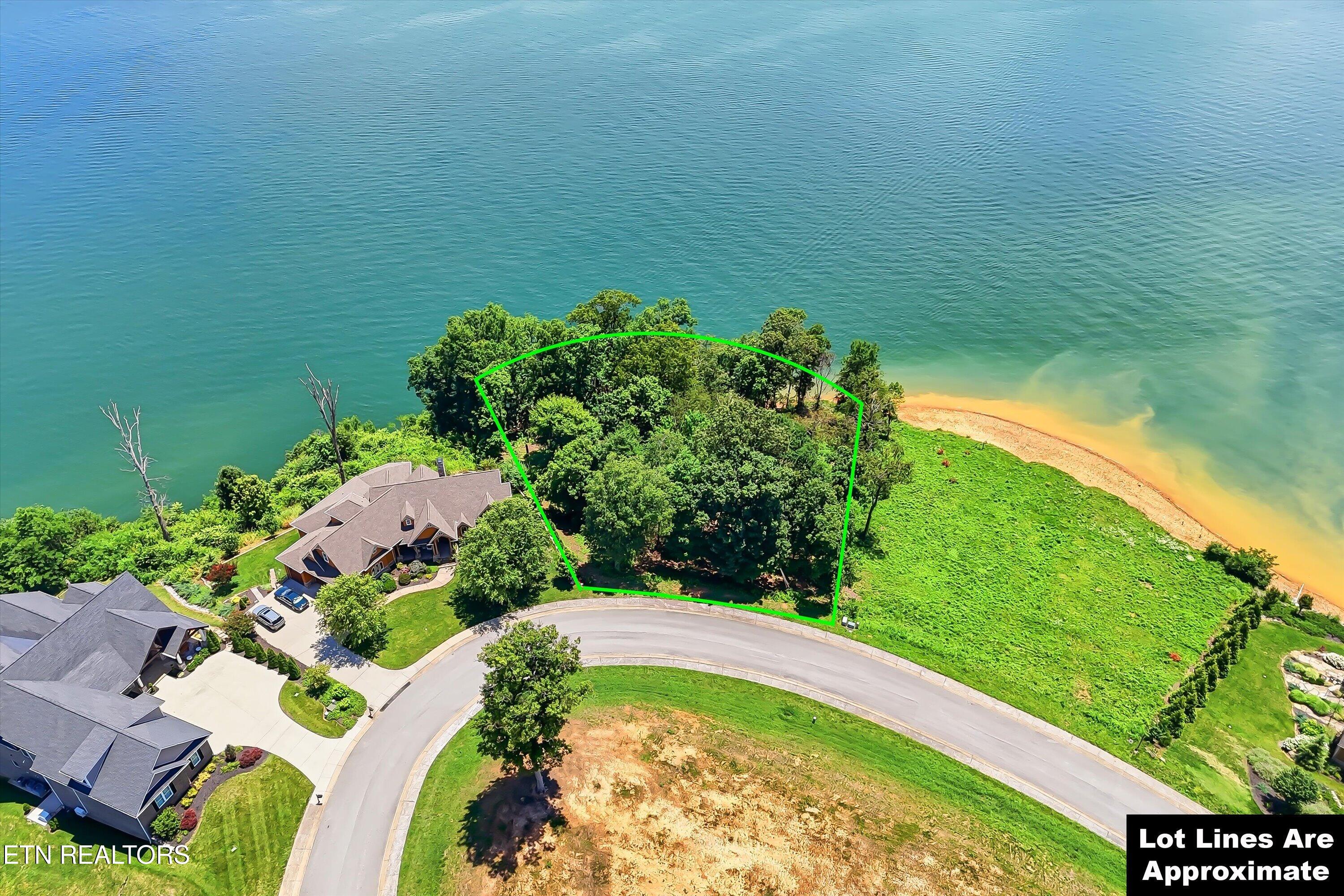 2127 Majestic Circle Dandridge TN 37725