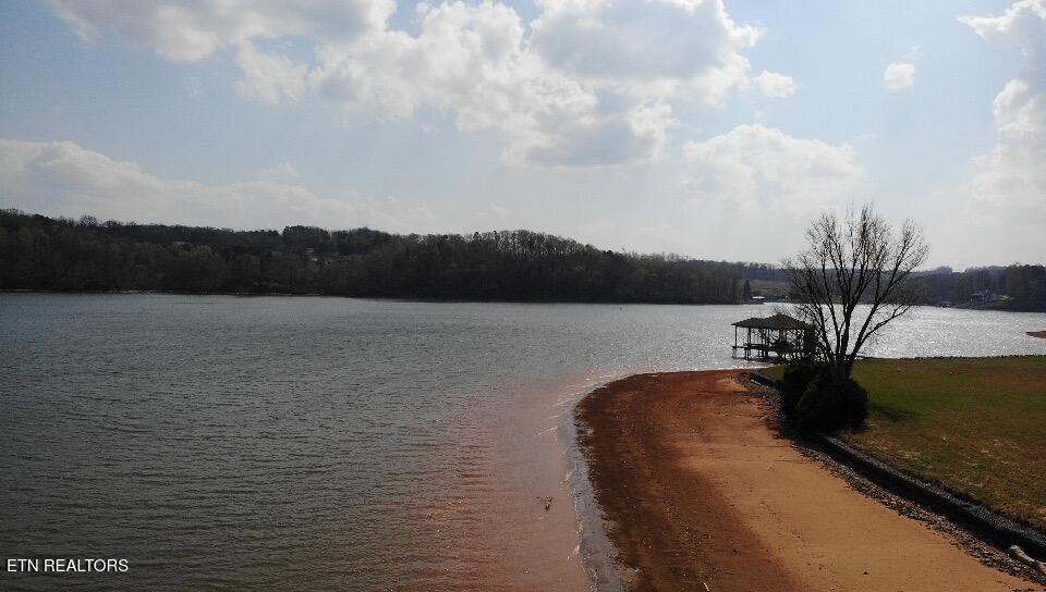 201 Plantation Way Lenoir City TN 37772