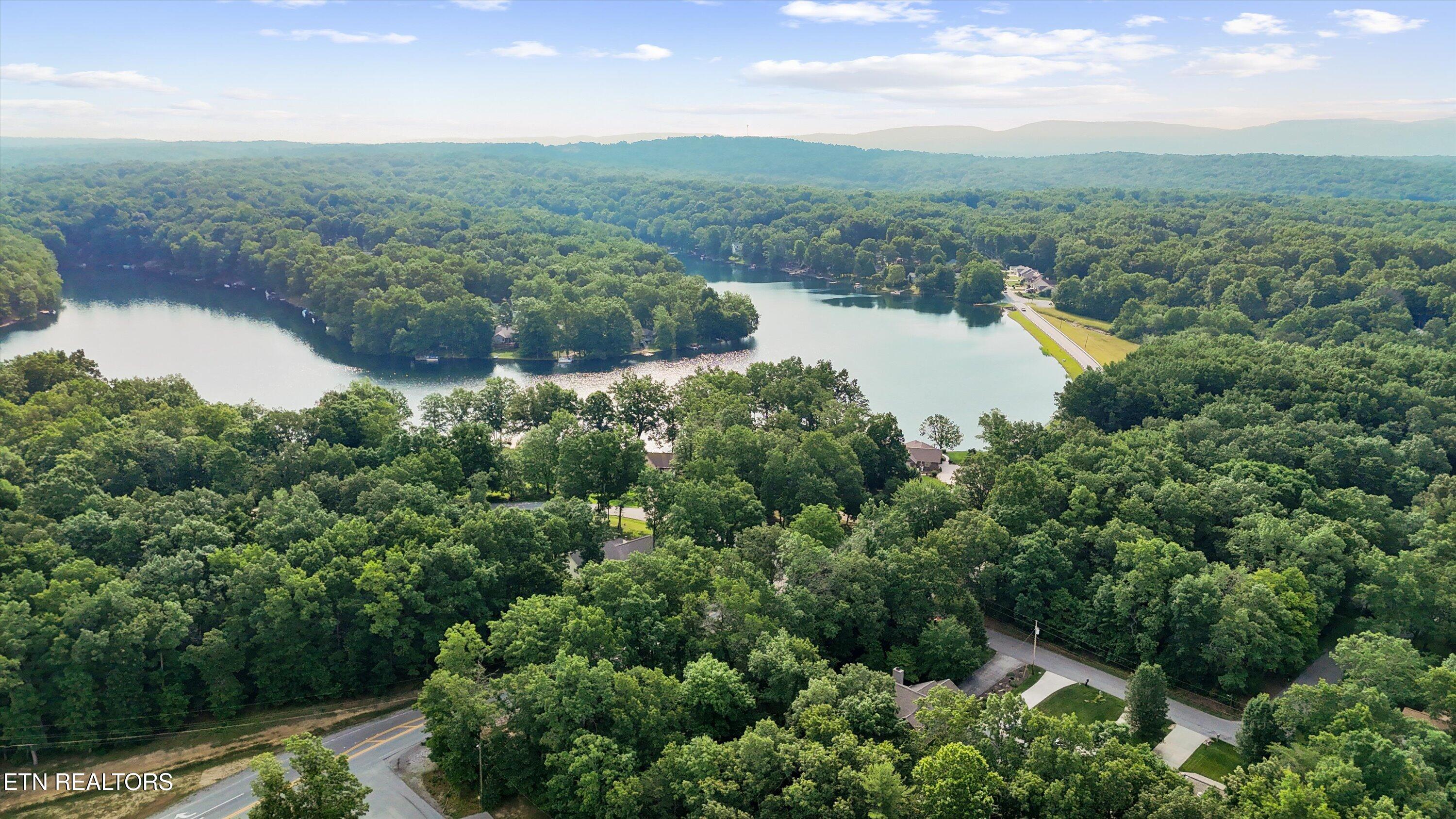 120 Lakeview Drive Crossville TN 38558