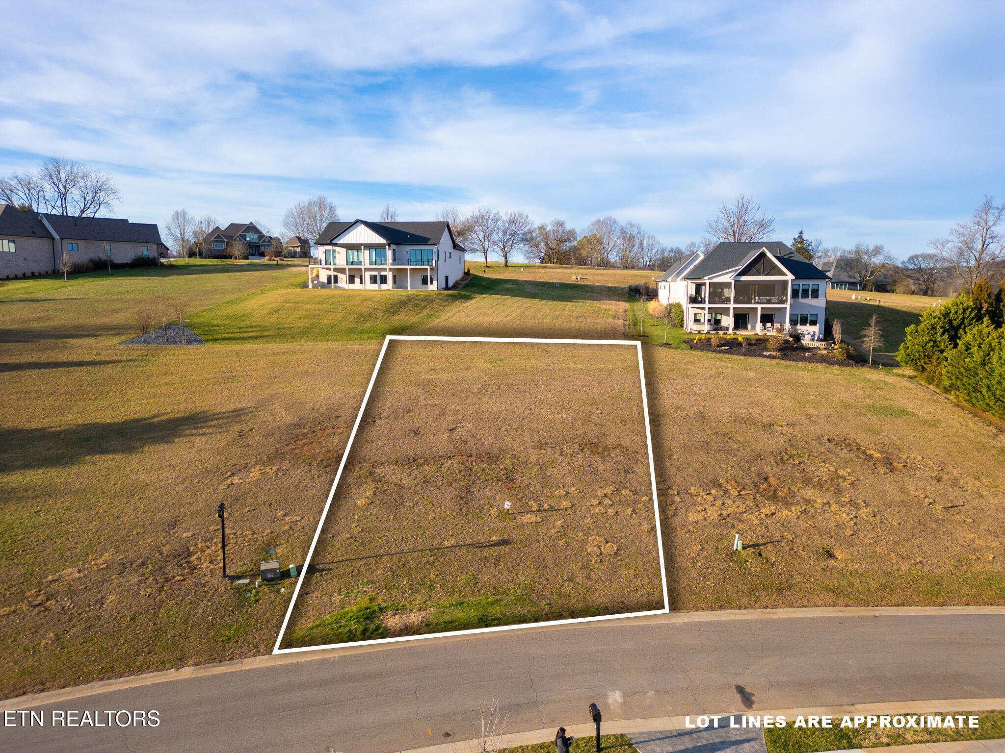 325 Chestnut Lane Loudon TN 37774