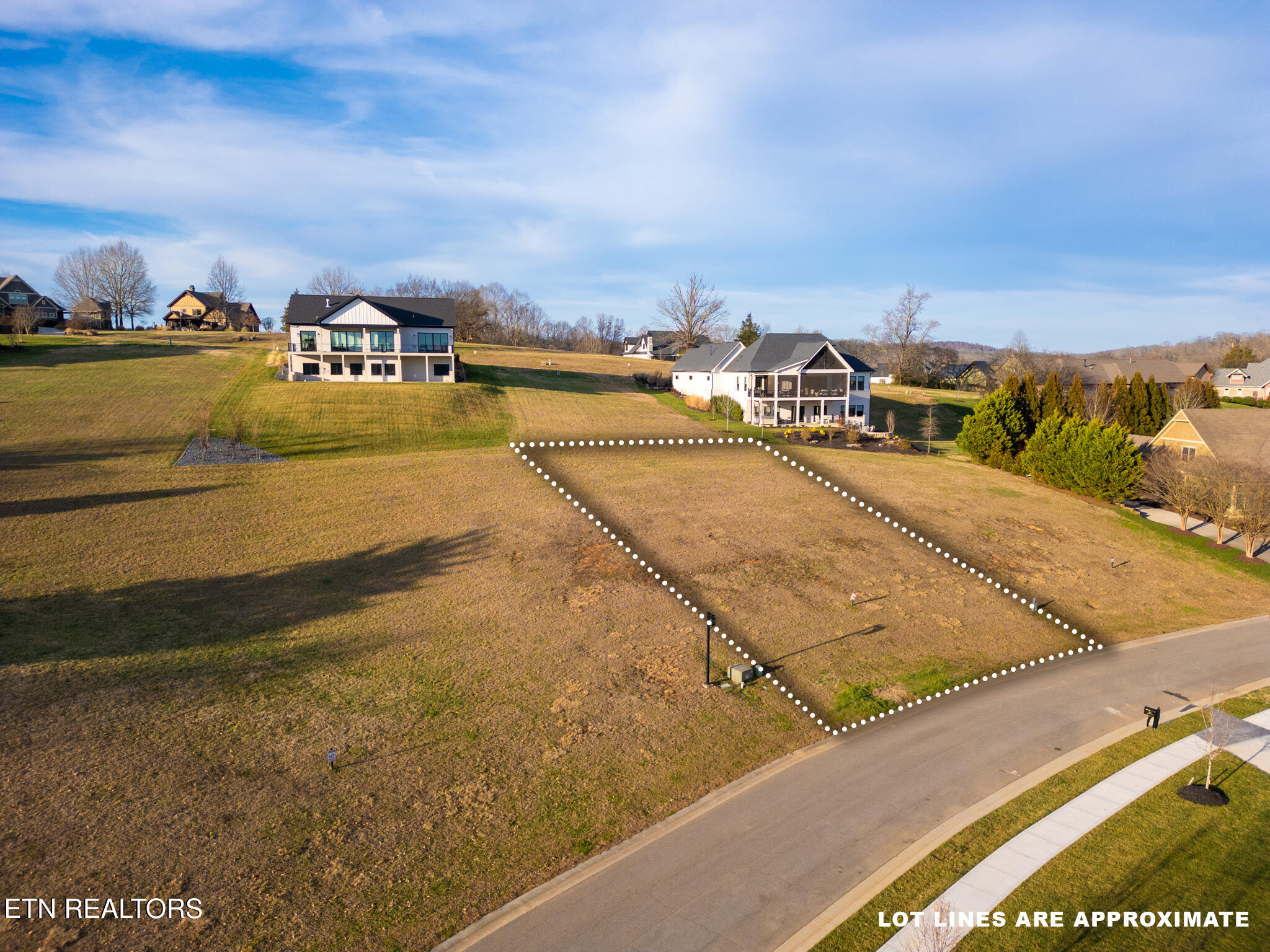 325 Chestnut Lane Loudon TN 37774