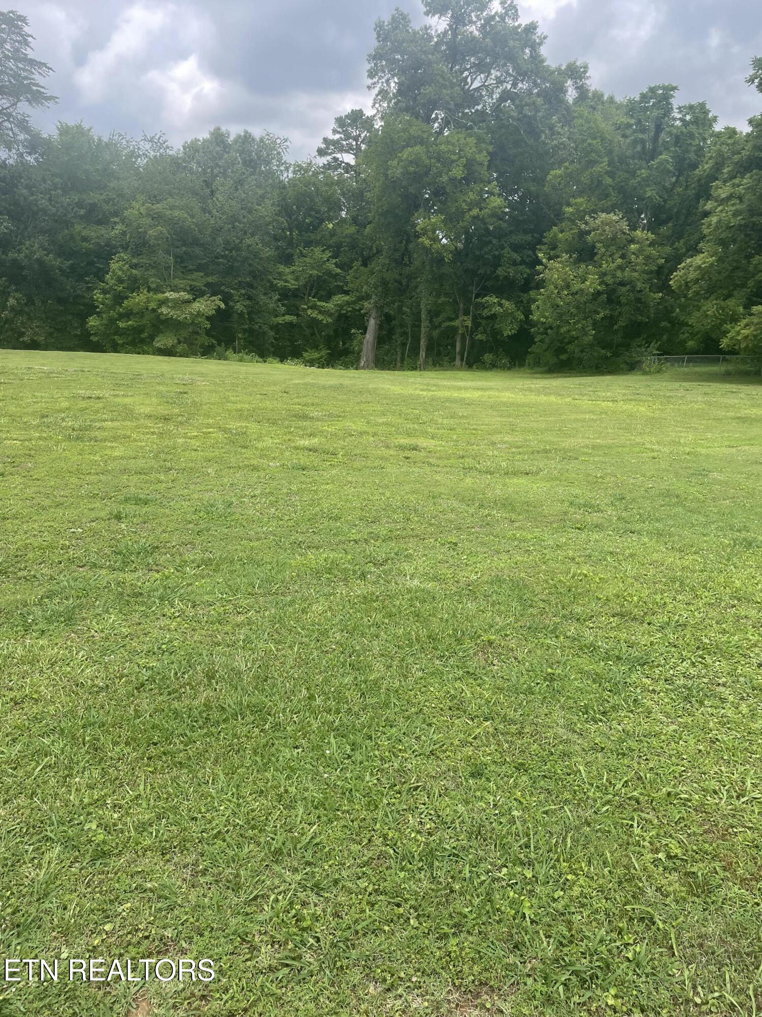 325 Waters Road Maryville TN 37803