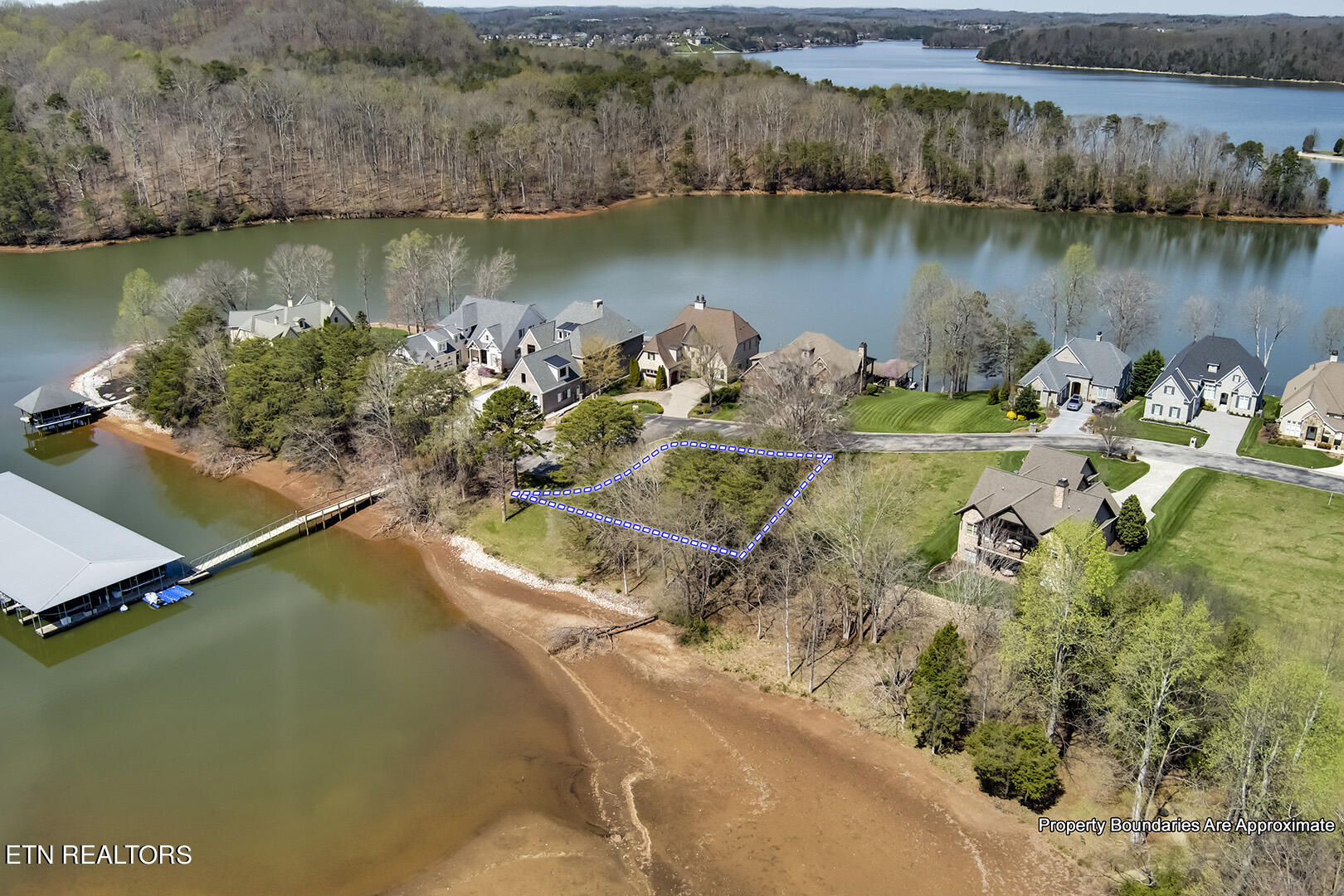 1681 Rarity Bay Parkway Vonore TN 37885