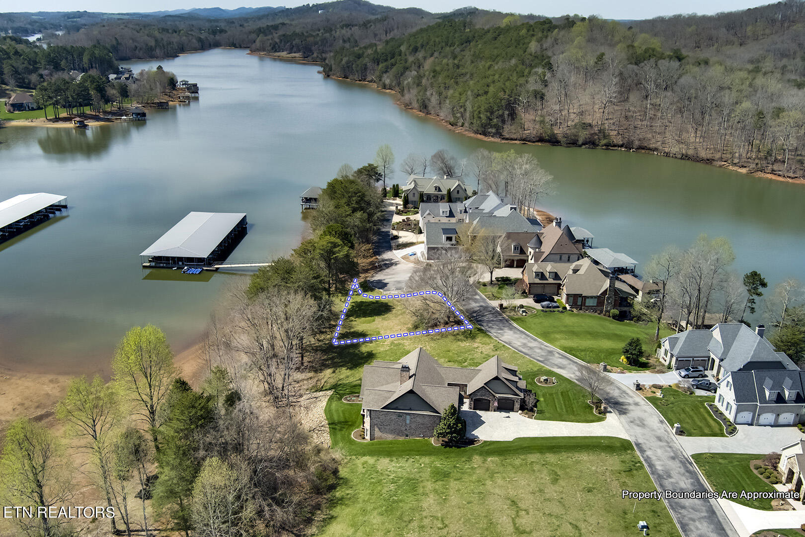 1681 Rarity Bay Parkway Vonore TN 37885