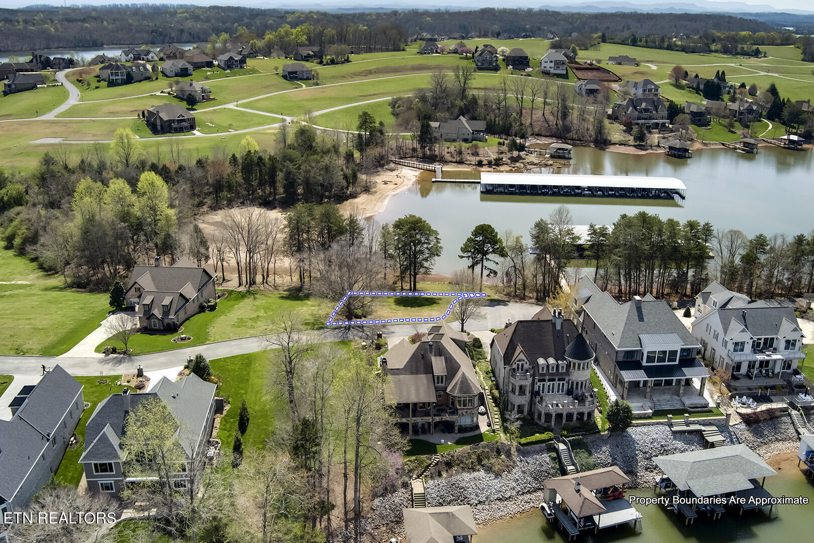 1681 Rarity Bay Parkway Vonore TN 37885