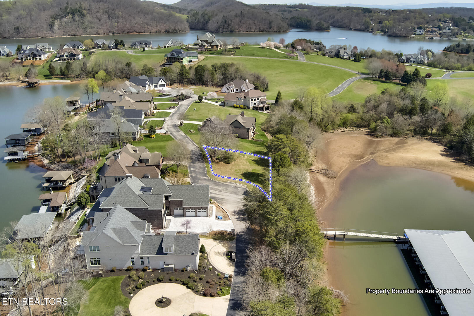 1681 Rarity Bay Parkway Vonore TN 37885