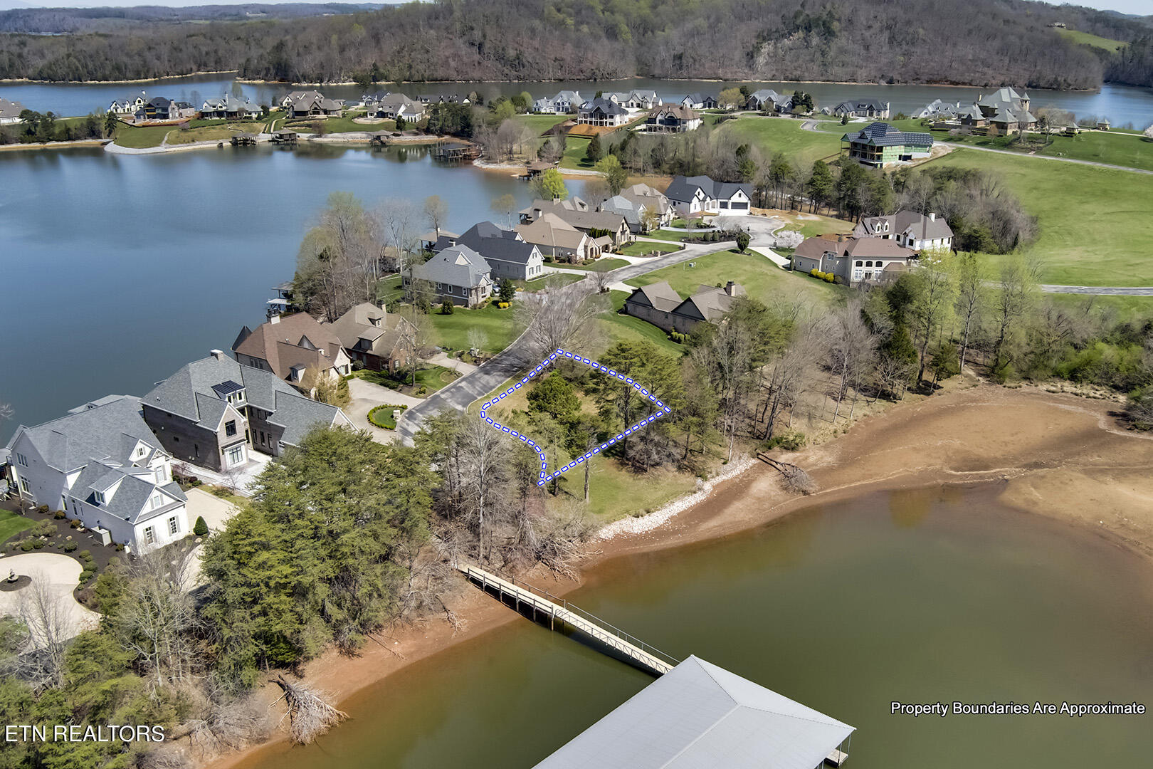 1681 Rarity Bay Parkway Vonore TN 37885