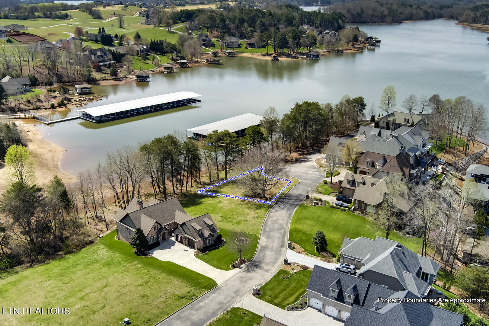 1681 Rarity Bay Parkway Vonore TN 37885