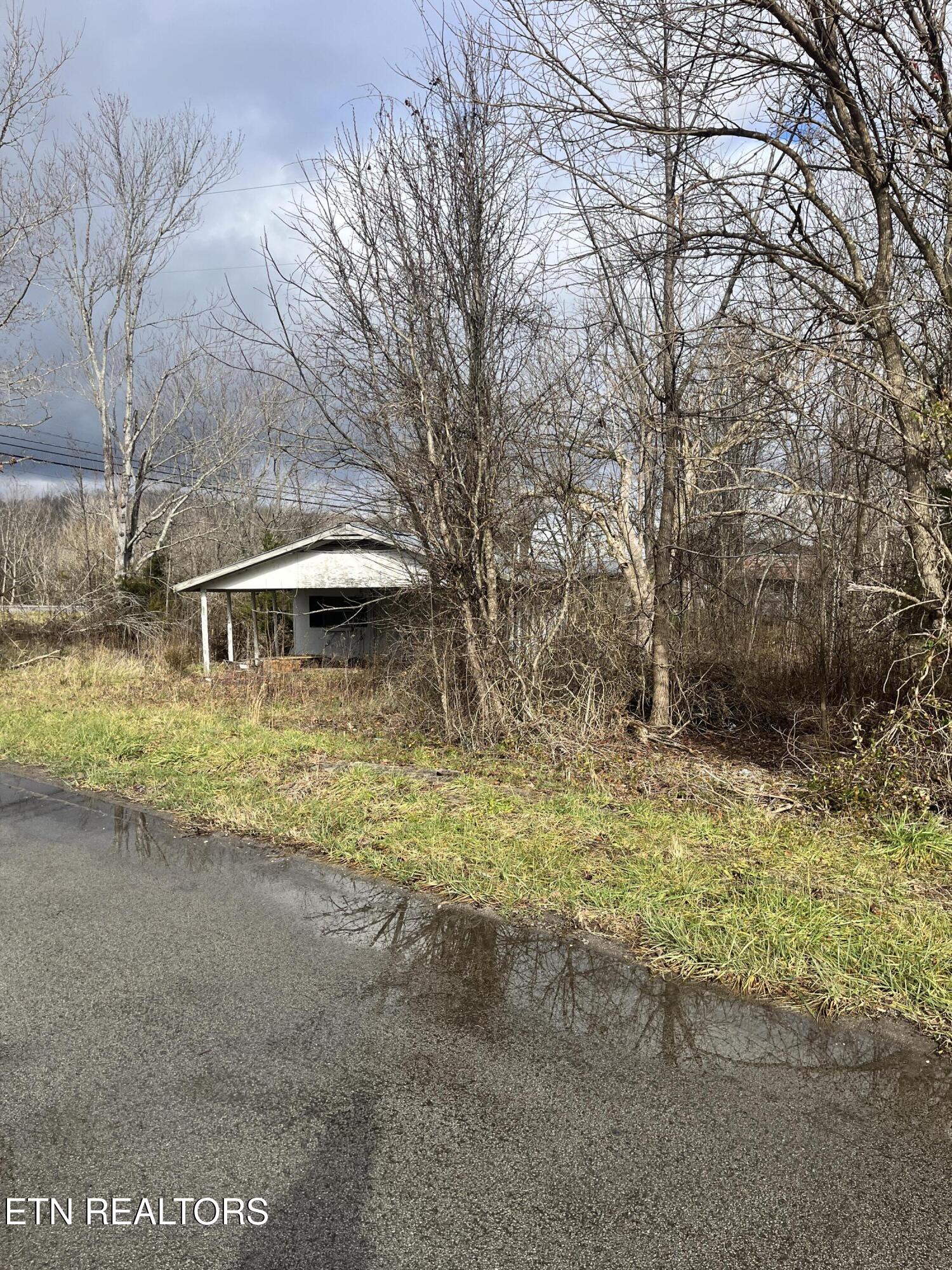 7875 Highway 131 Washburn TN 37888
