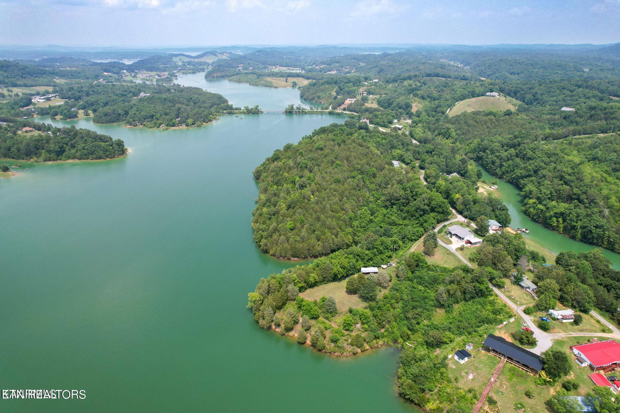 2751 Von Hill Road Dandridge TN 37725
