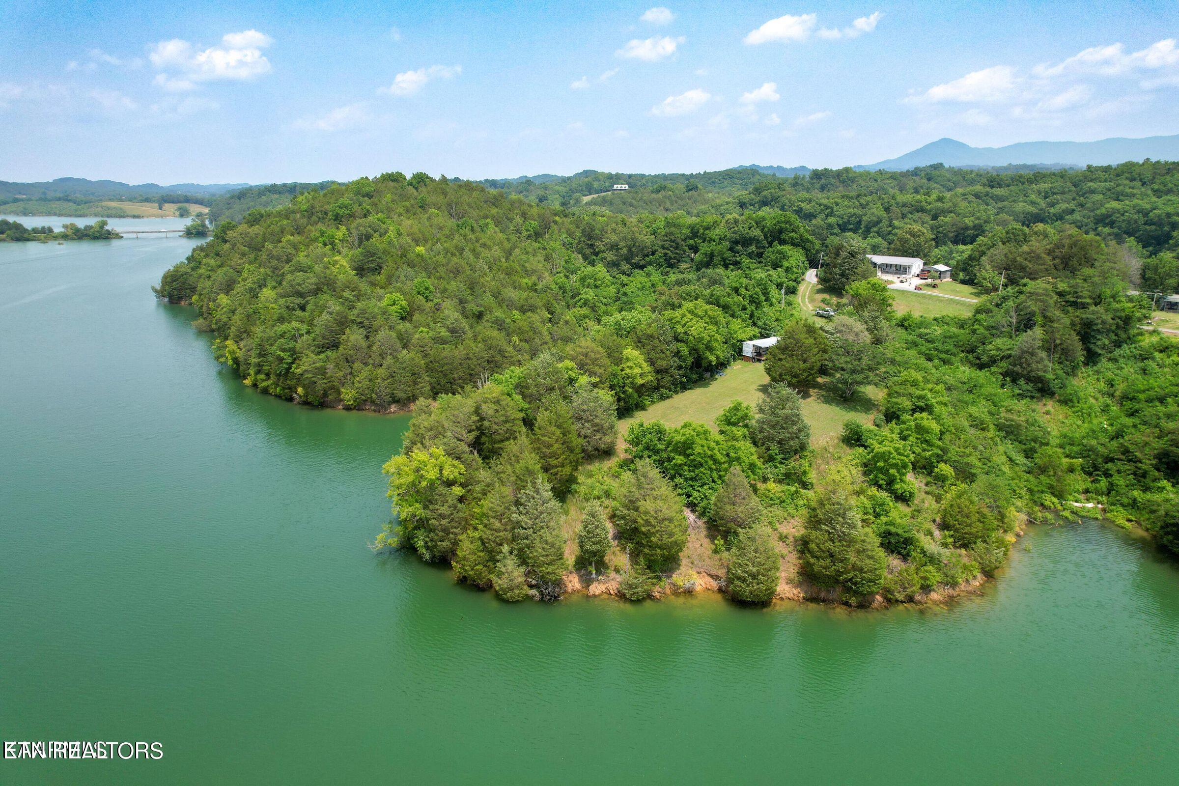 2751 Von Hill Road Dandridge TN 37725