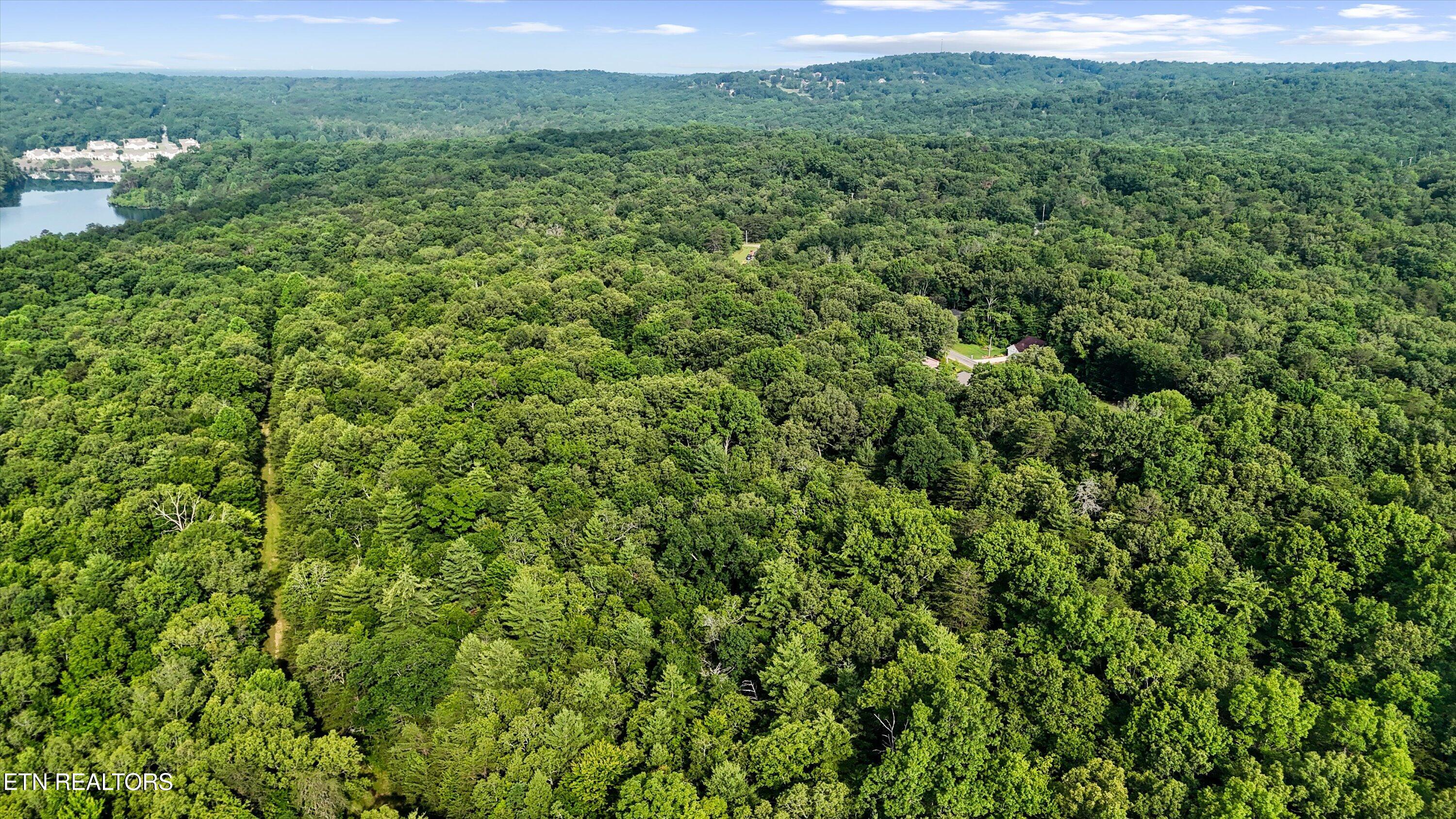 122 Banbury Lane Crossville TN 38558